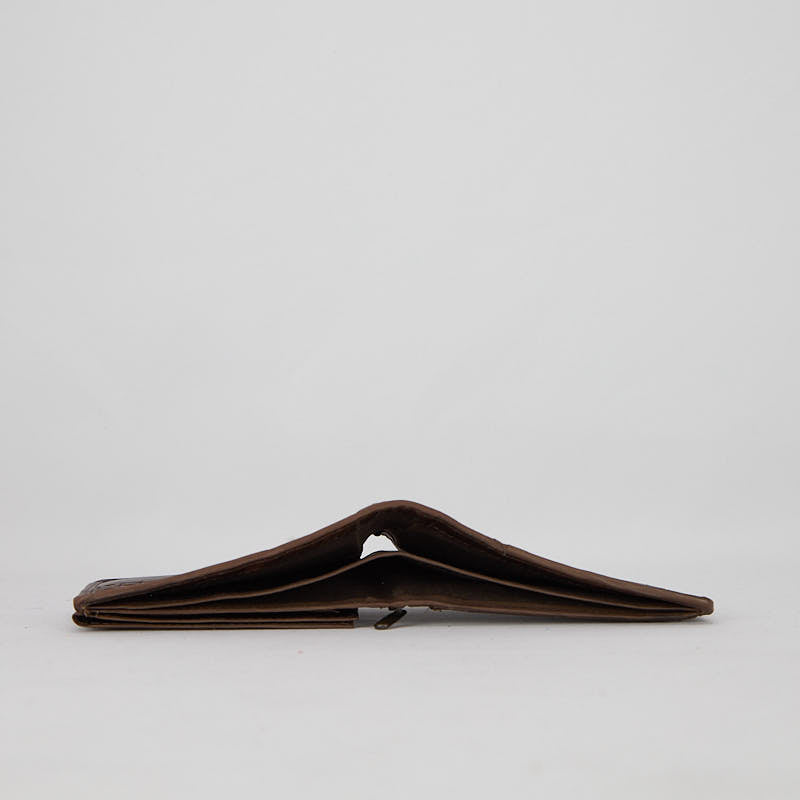 HNDWALLET02 - Men's Wallet in Garment Dyed Buffalo Leather - HUNDRED100®