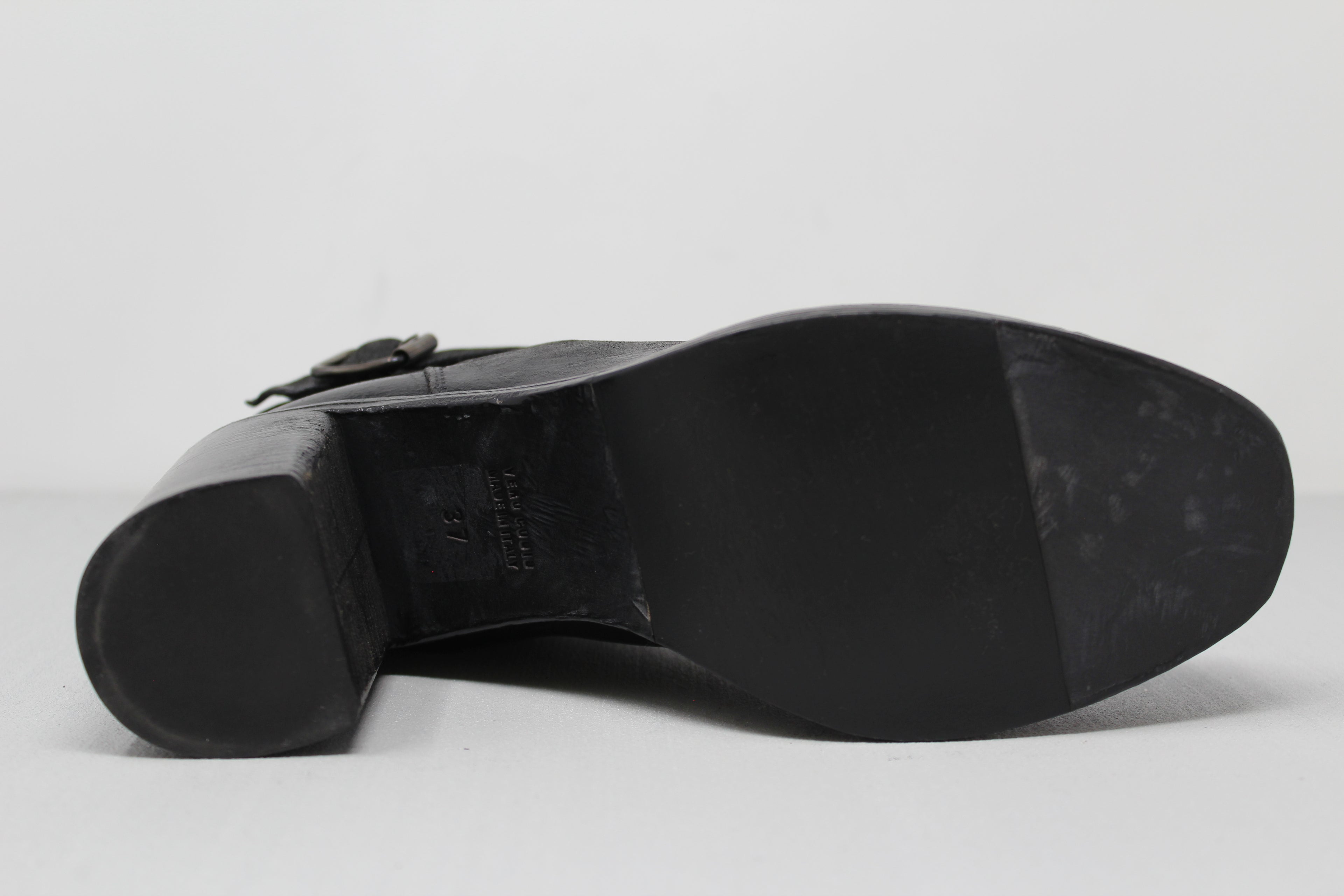 W6042 - SAMPLE - HUNDRED100®