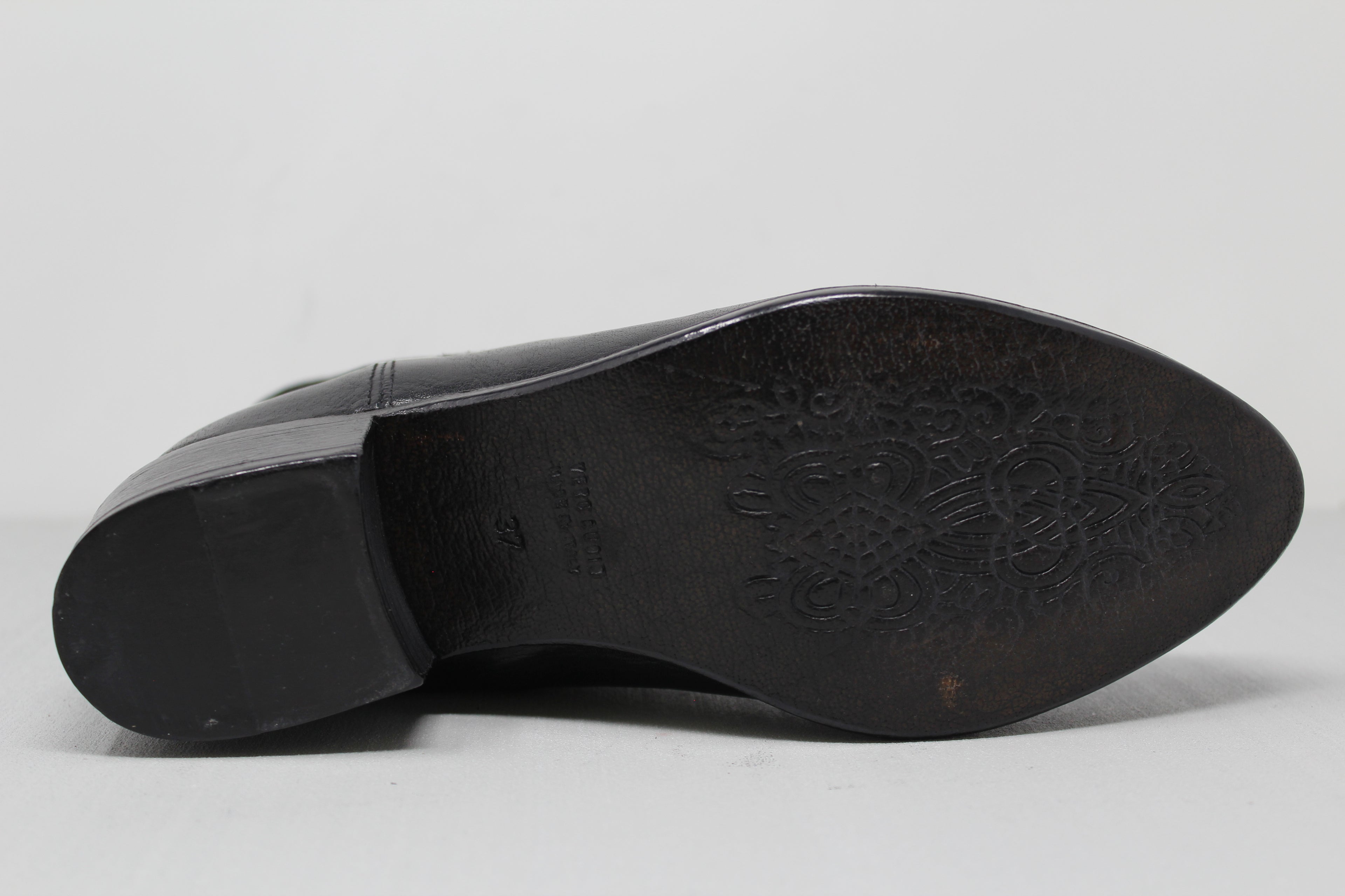 W6049 - SAMPLE - HUNDRED100®