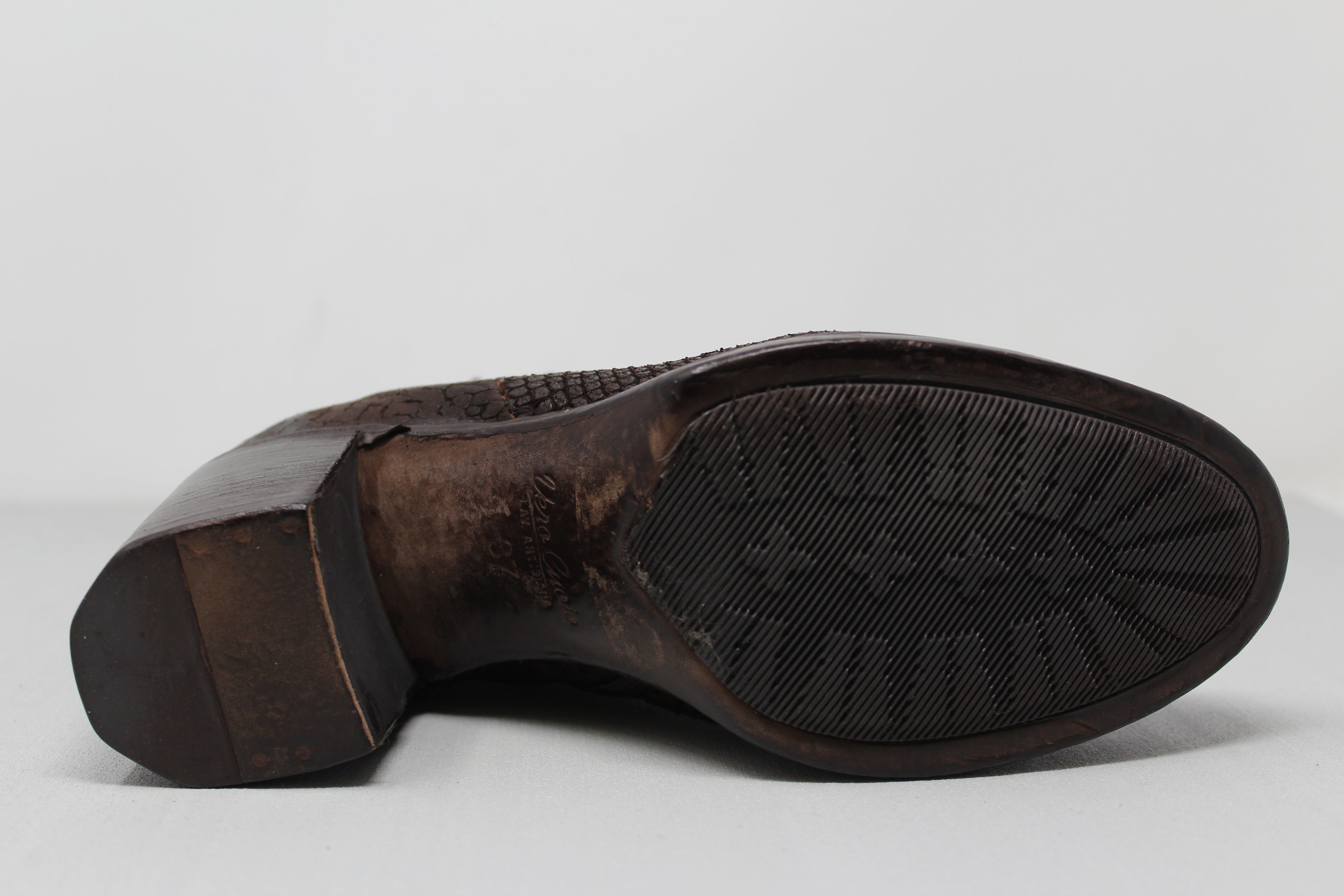 W6063 - SAMPLE - HUNDRED100®