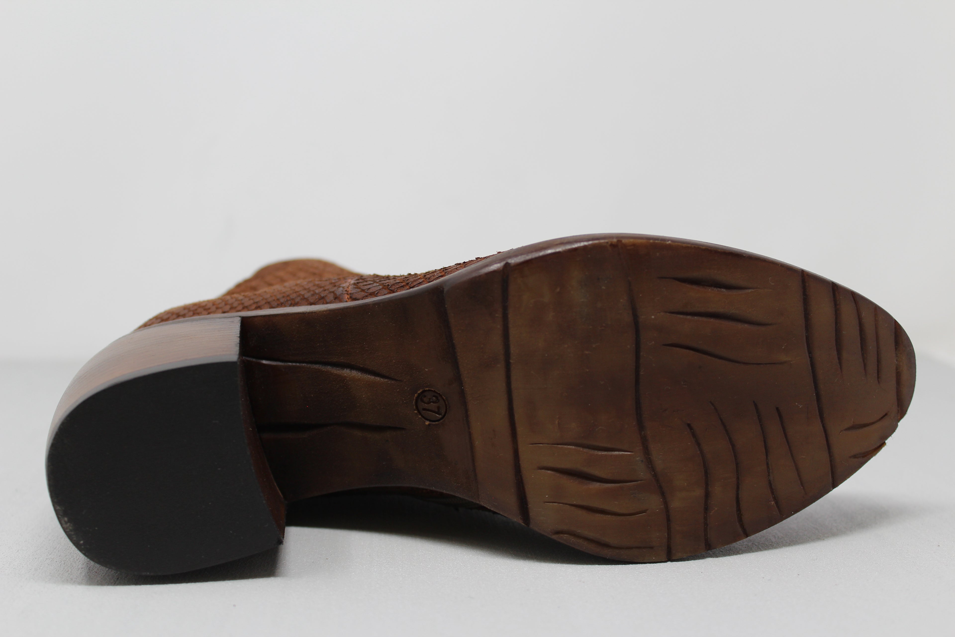 W6064 - SAMPLE - HUNDRED100®