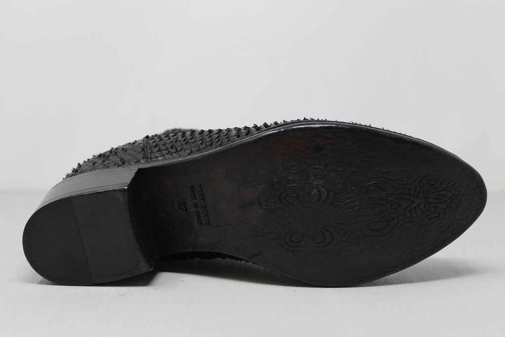 W6070 - SAMPLE - HUNDRED100®