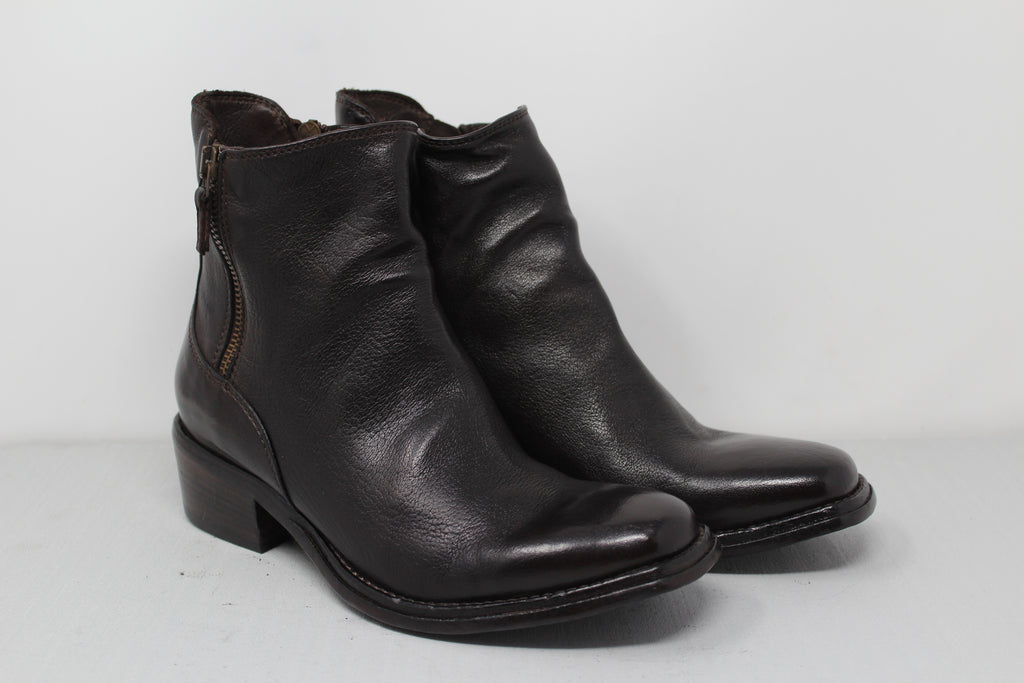 W6115 - SAMPLE - HUNDRED100®