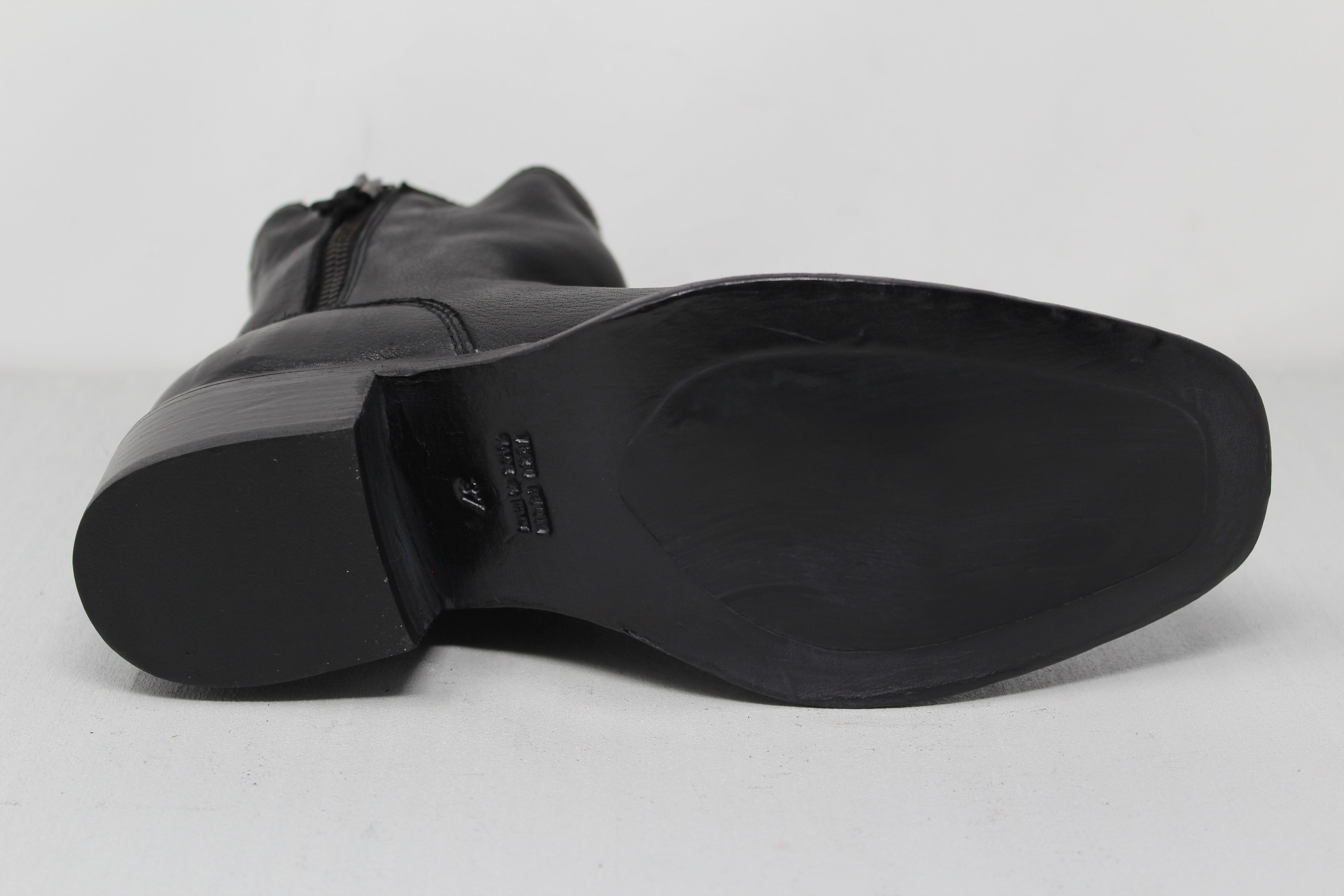 W6115 - SAMPLE - HUNDRED100®