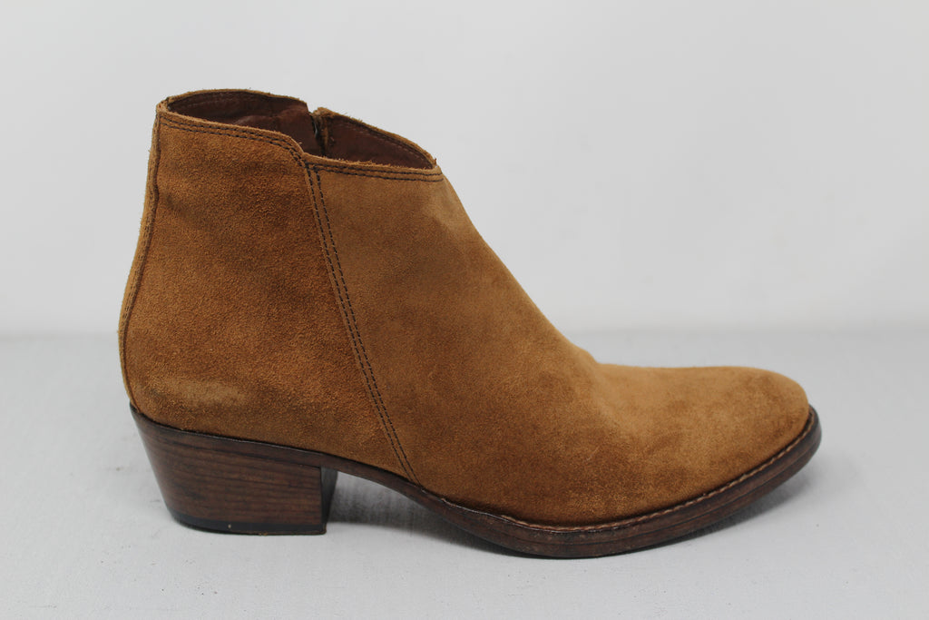 W6121 - SAMPLE - HUNDRED100®