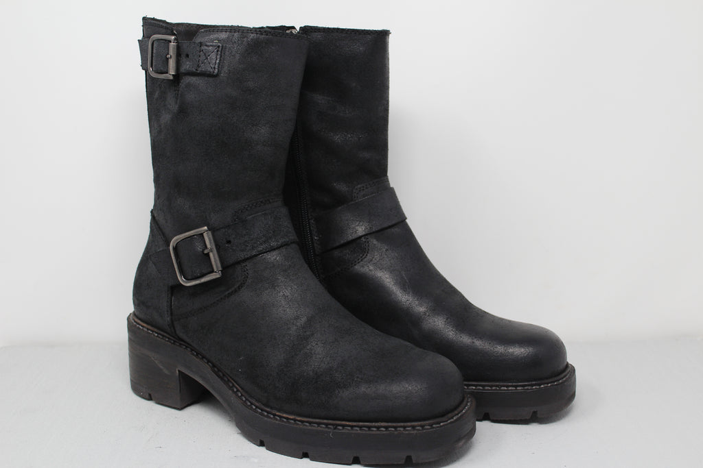 W6126 - SAMPLE - HUNDRED100®