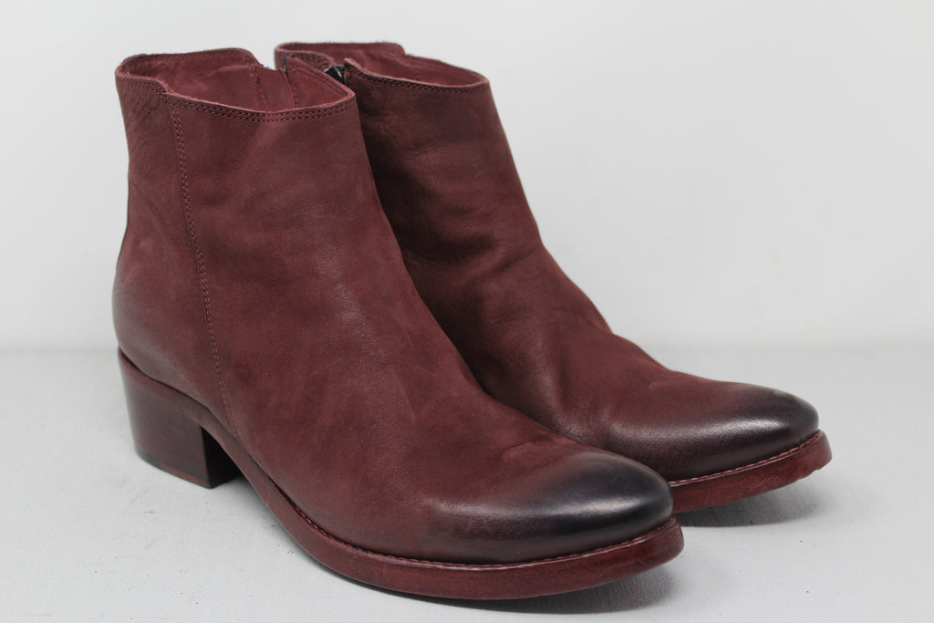 W6132 - SAMPLE - HUNDRED100®