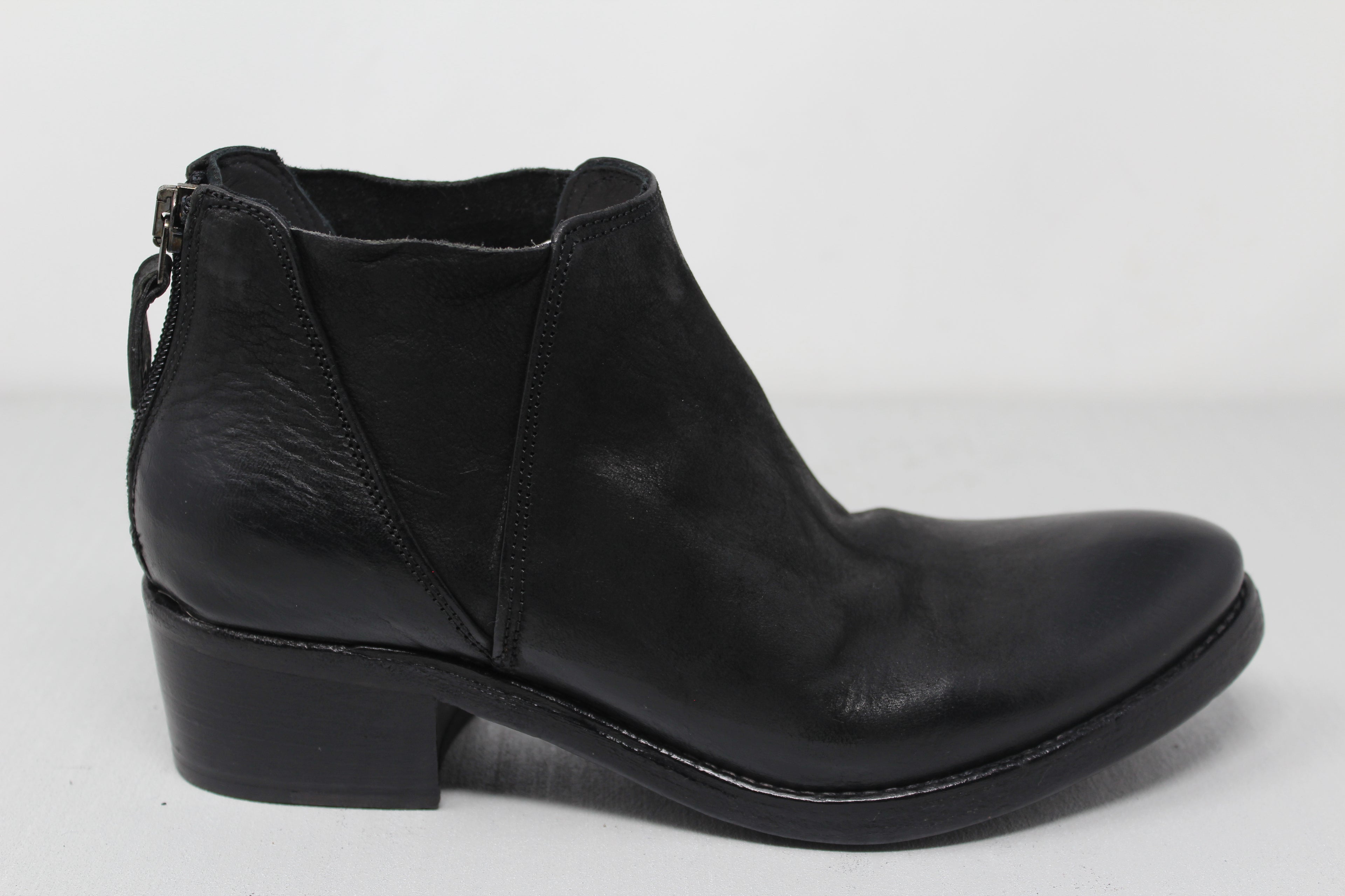 W6137 - SAMPLE - HUNDRED100®