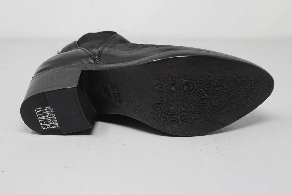 W6137 - SAMPLE - HUNDRED100®