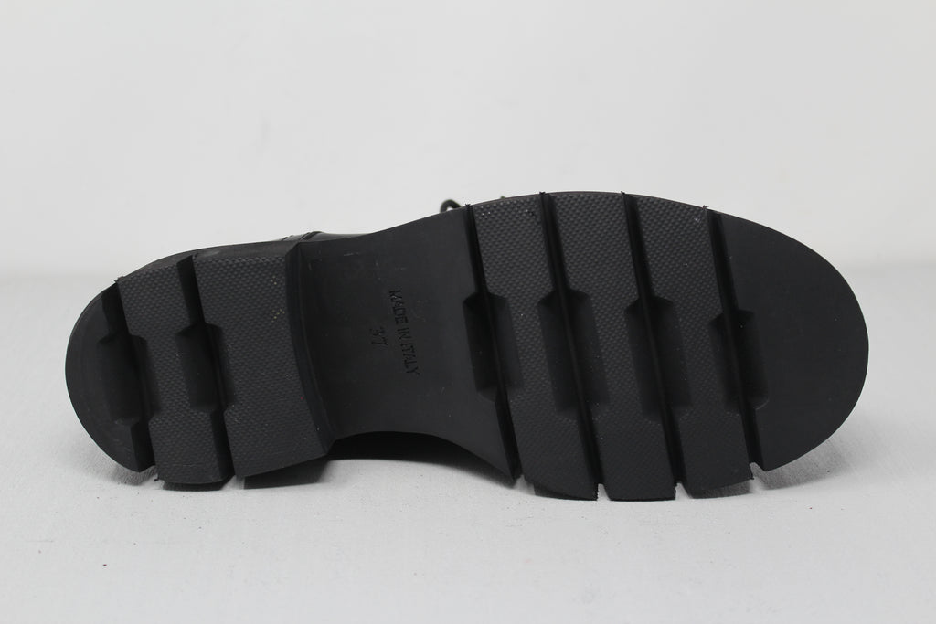 W6134 - SAMPLE - HUNDRED100®