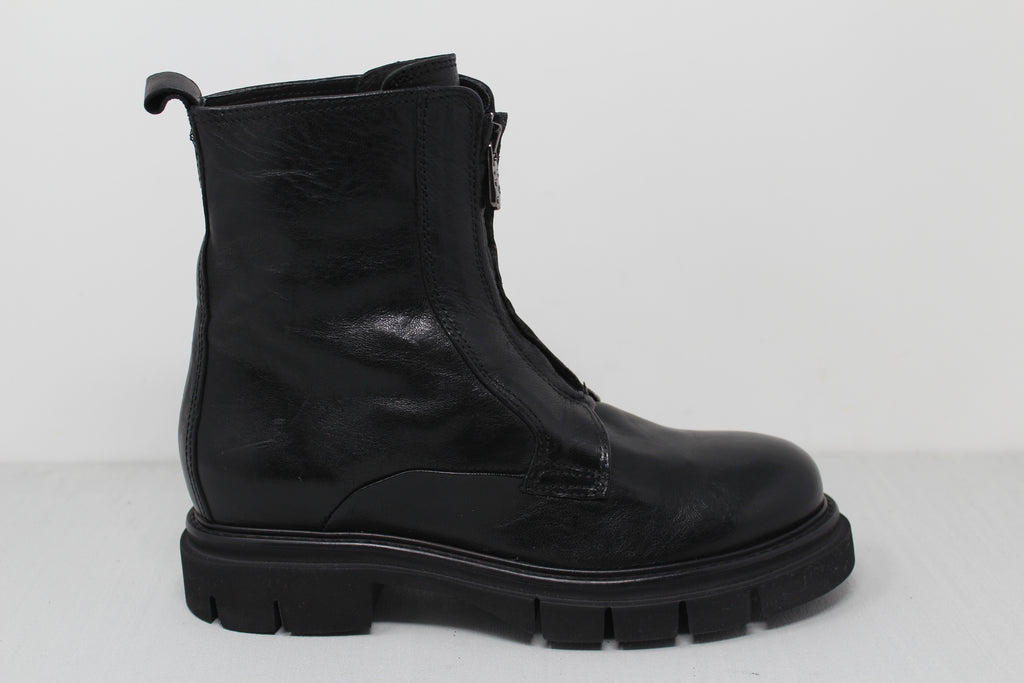 W6139 - SAMPLE - HUNDRED100®