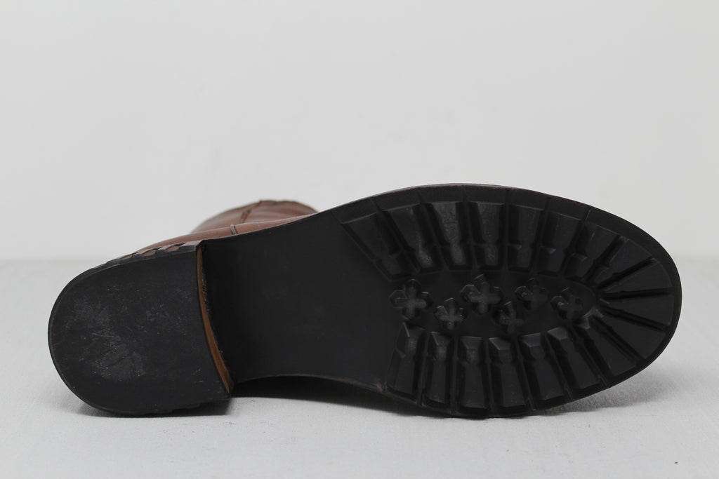 W6147 - SAMPLE - HUNDRED100®