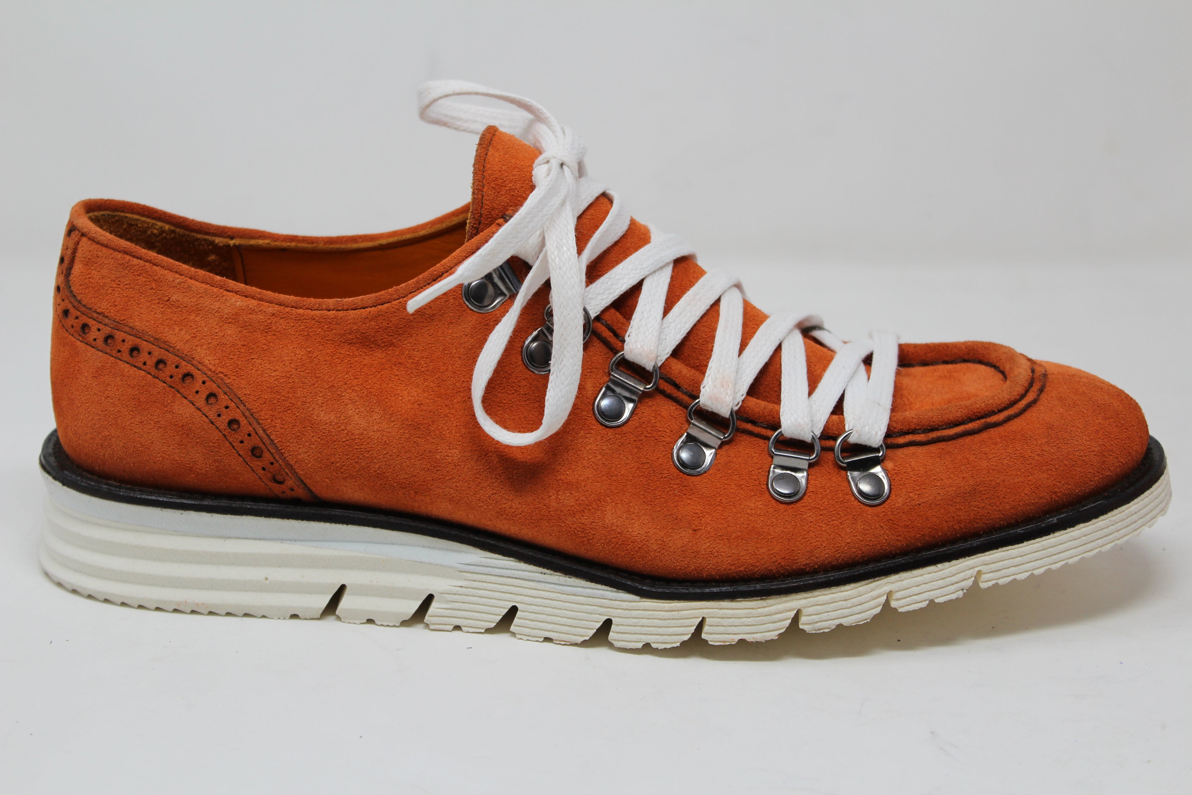 M9021 - SAMPLE - HUNDRED100®