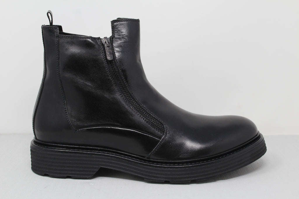 M8037 - SAMPLE - HUNDRED100®