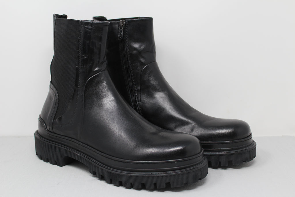 M8038 - SAMPLE - HUNDRED100®