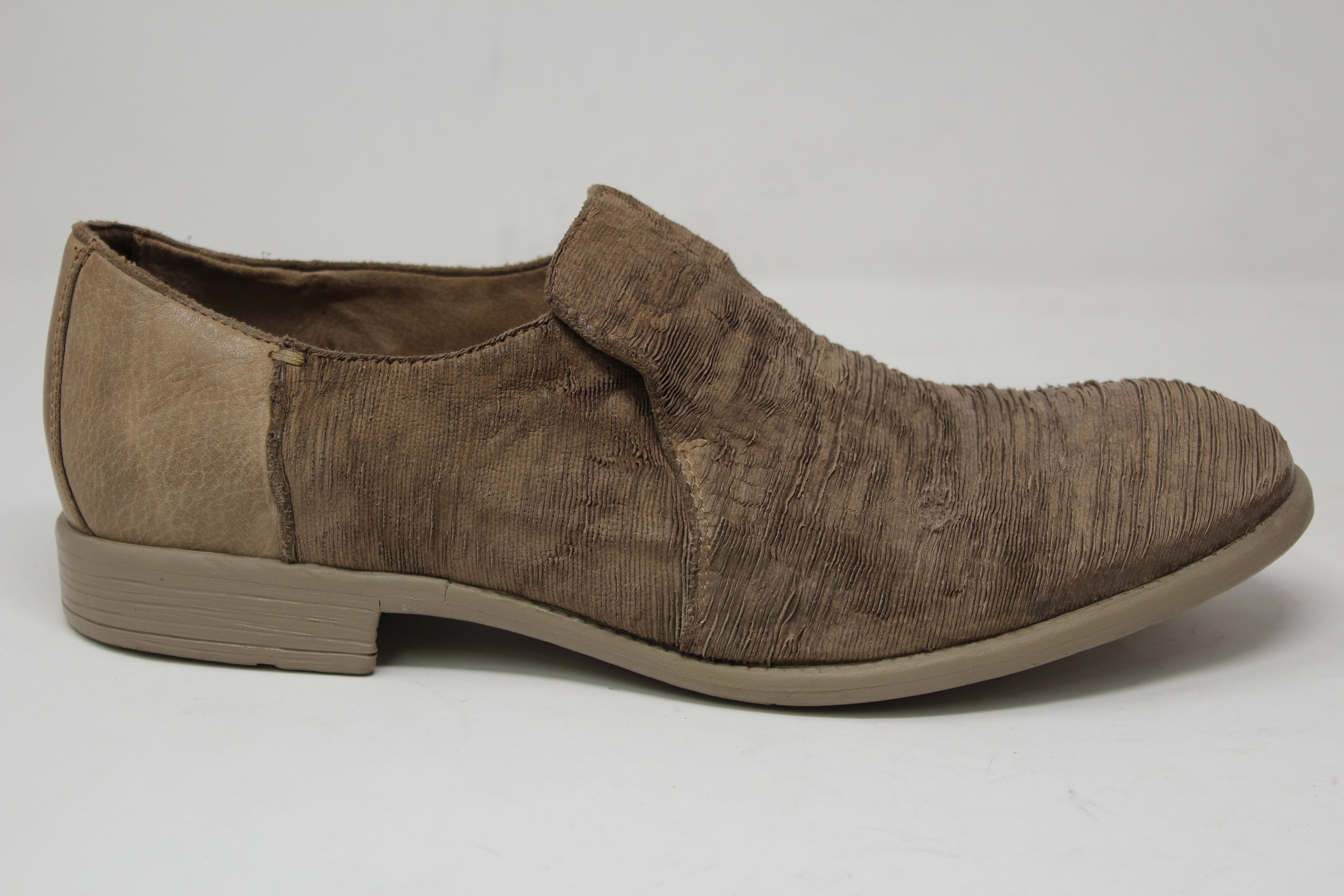 M9001 - SAMPLE - HUNDRED100®