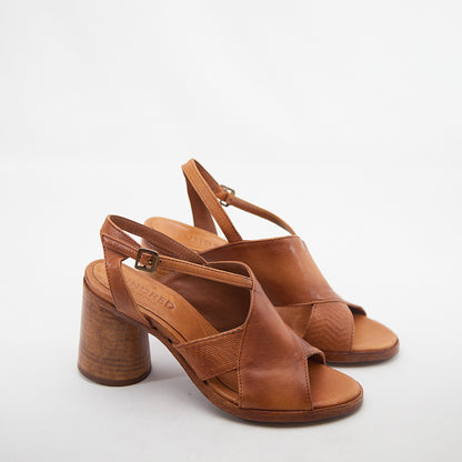 DAFNE - Woman sandal in Lambskin - HUNDRED100®