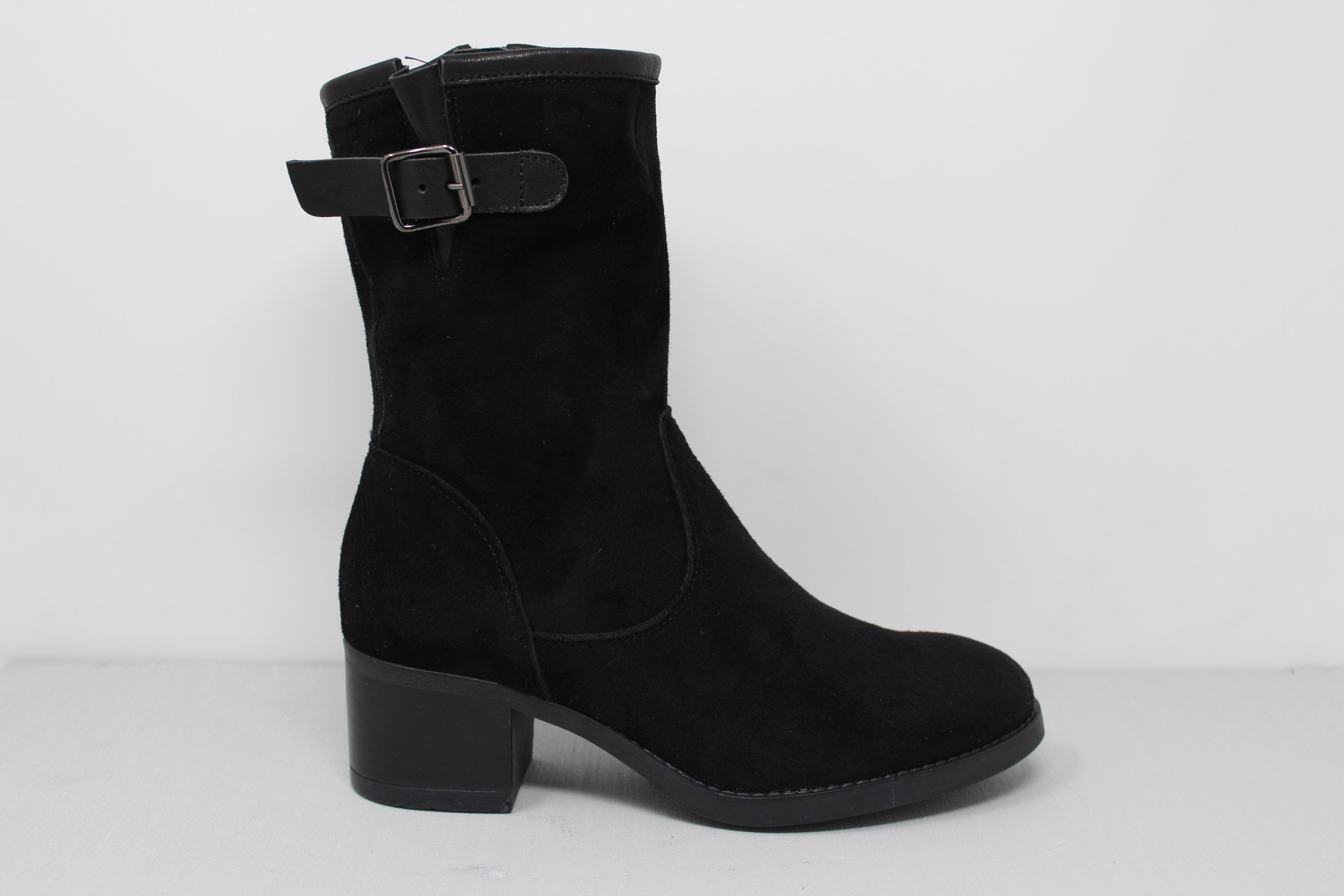 W6002 - SAMPLE - HUNDRED100®