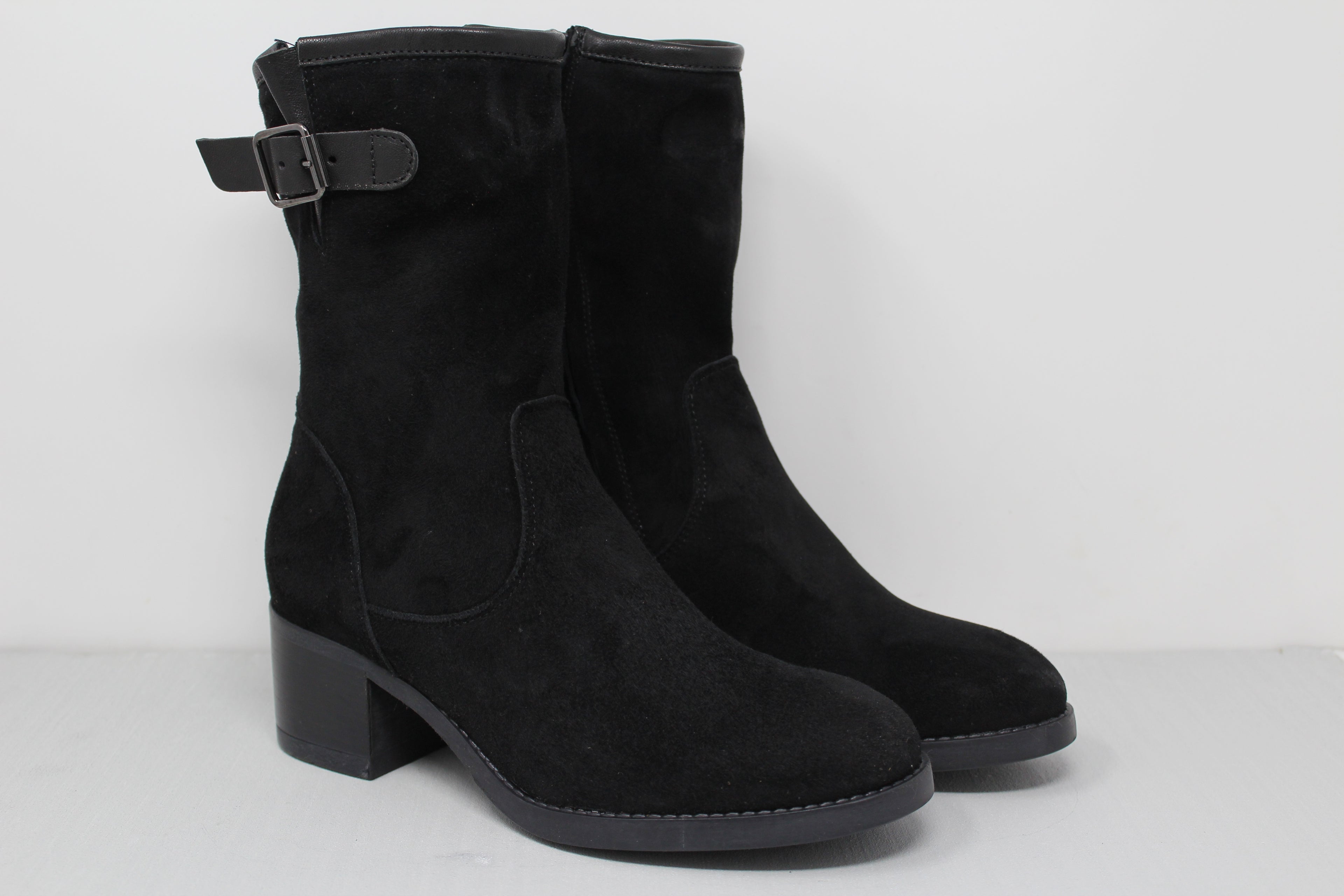 W6002 - SAMPLE - HUNDRED100®