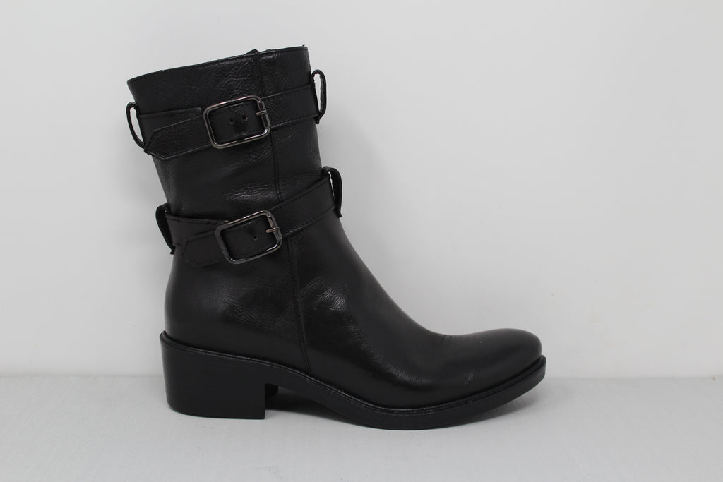 W6003 - SAMPLE - HUNDRED100®