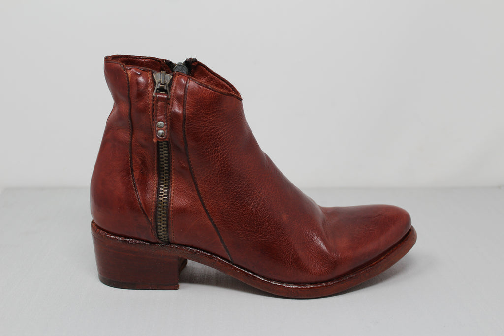 W6006 - SAMPLE - HUNDRED100®