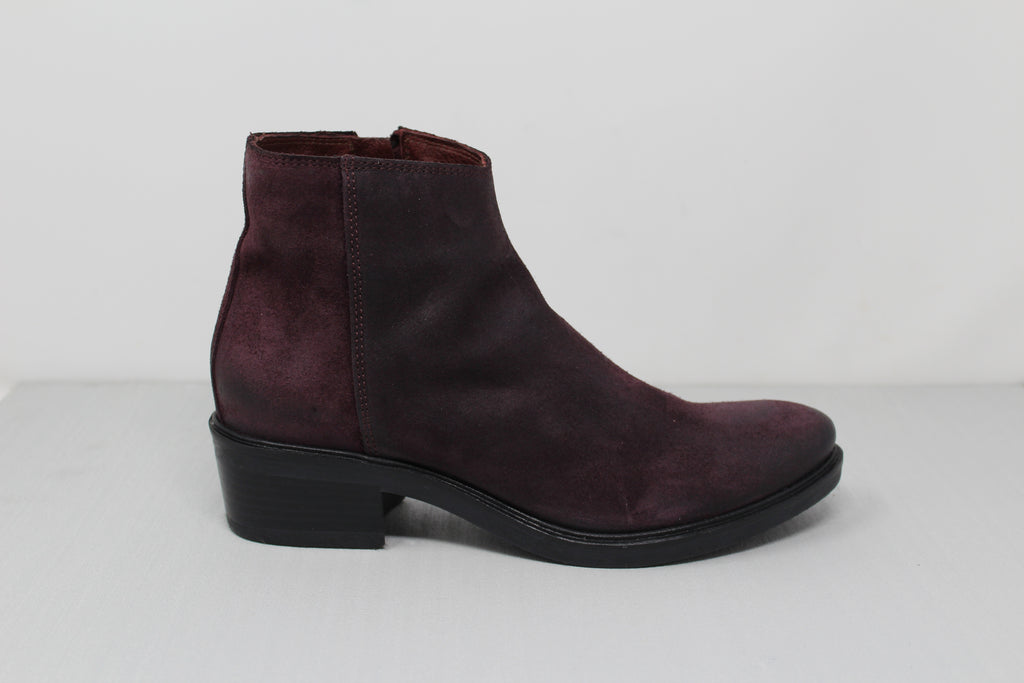 W6014 - SAMPLE - HUNDRED100®
