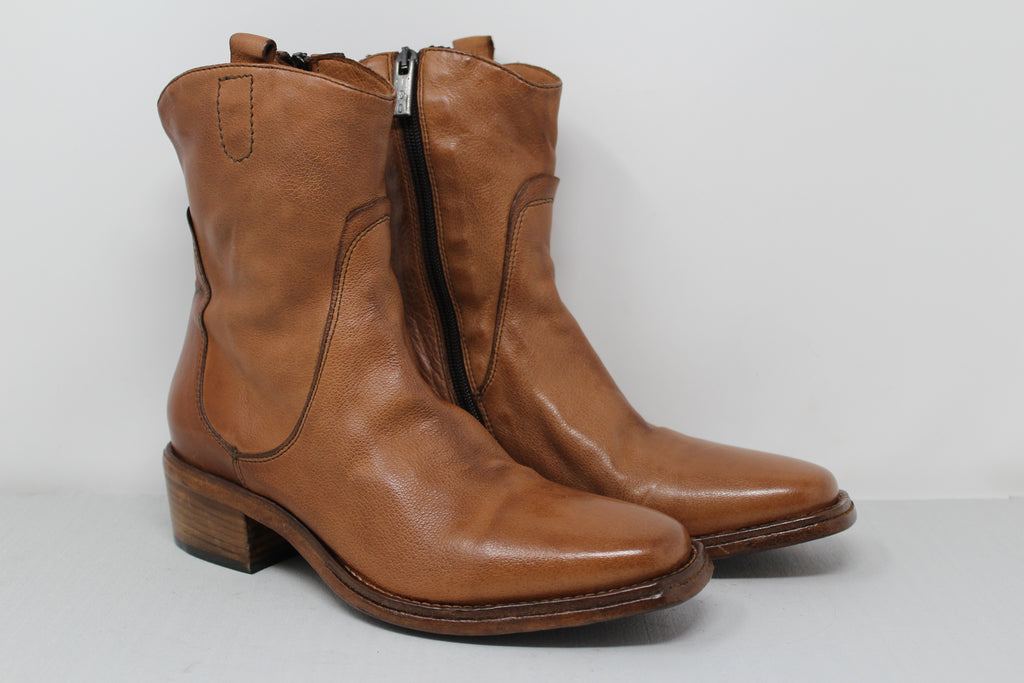 W6052 - SAMPLE - HUNDRED100®