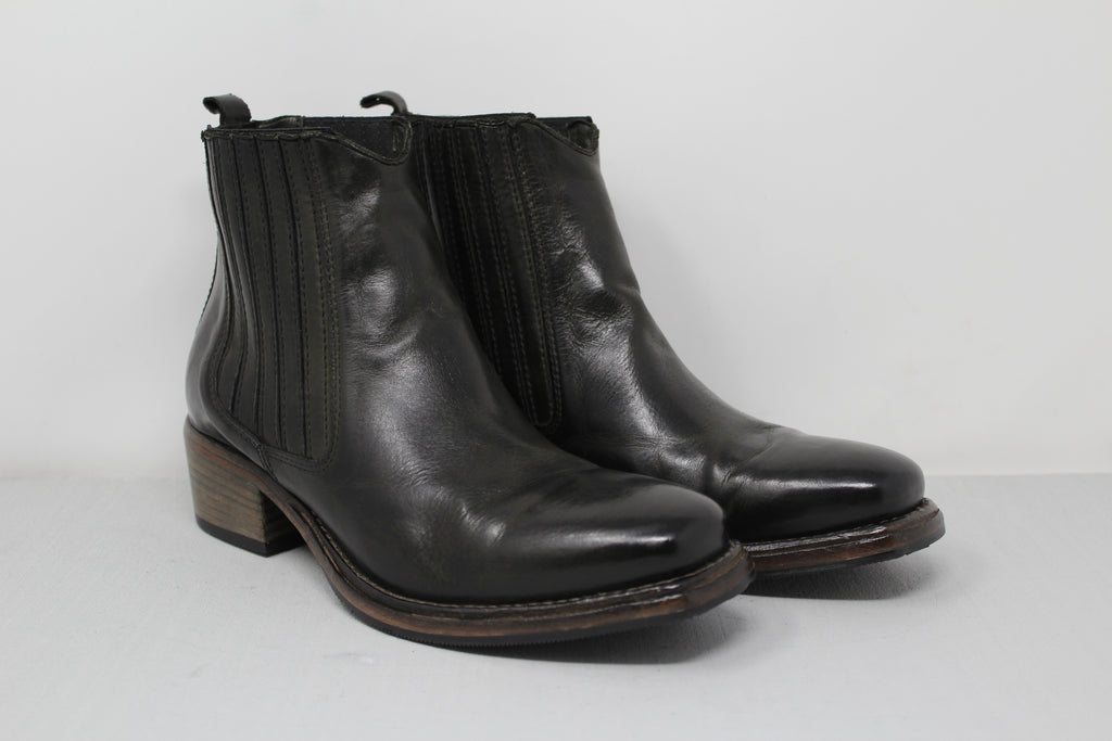 W6053 - SAMPLE - HUNDRED100®