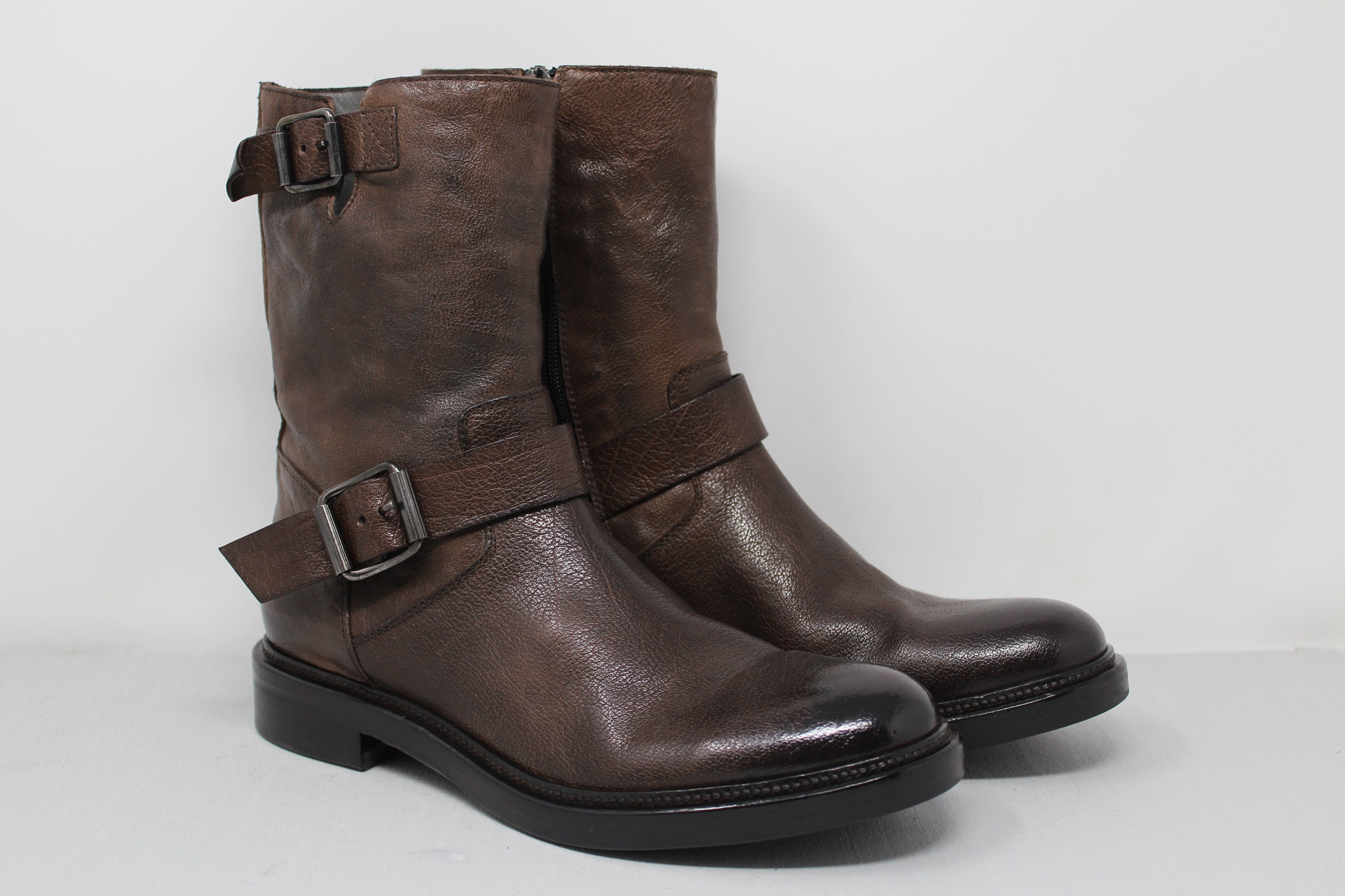 W6054 - SAMPLE - HUNDRED100®