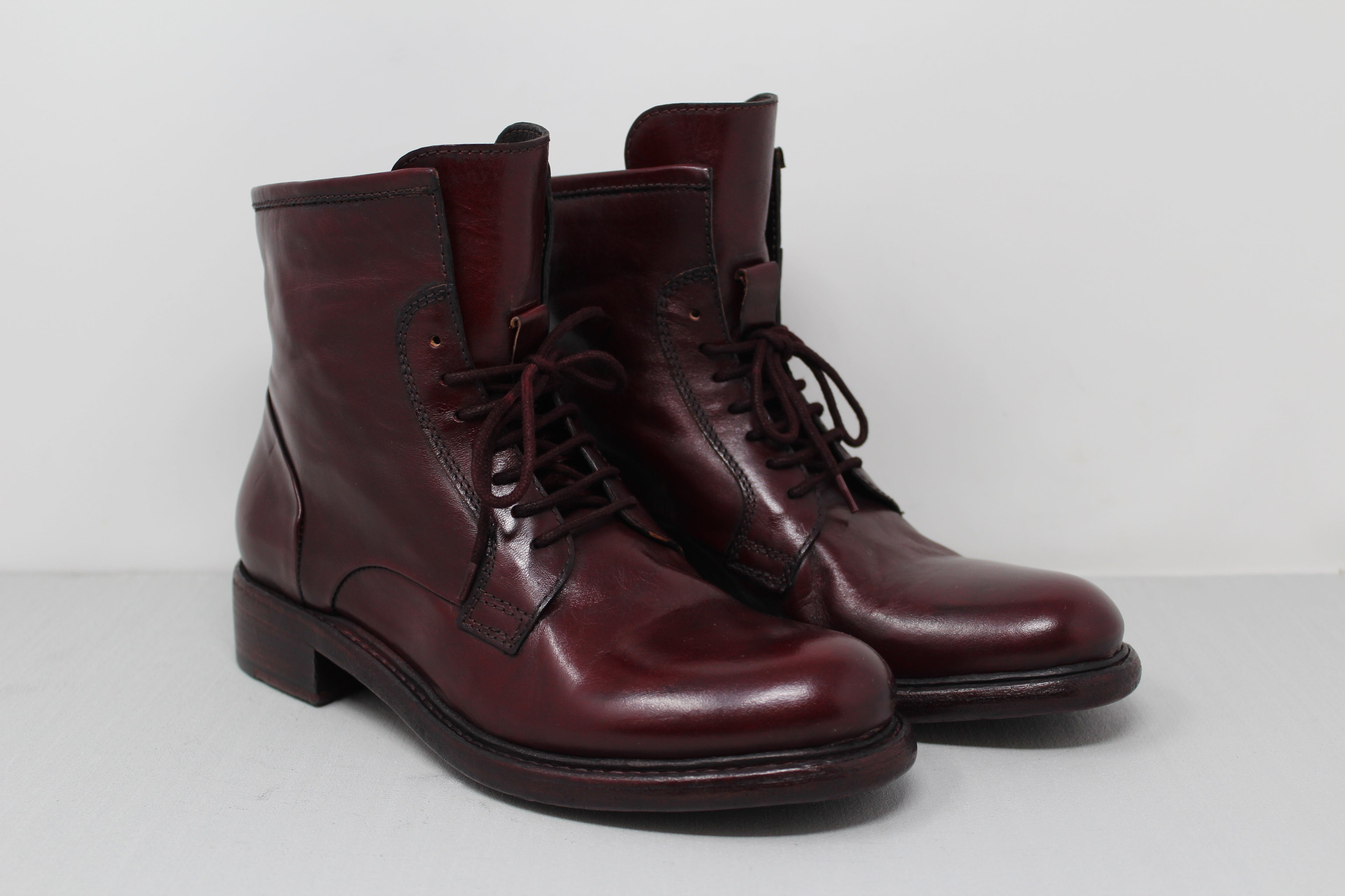 W6068 - SAMPLE - HUNDRED100®