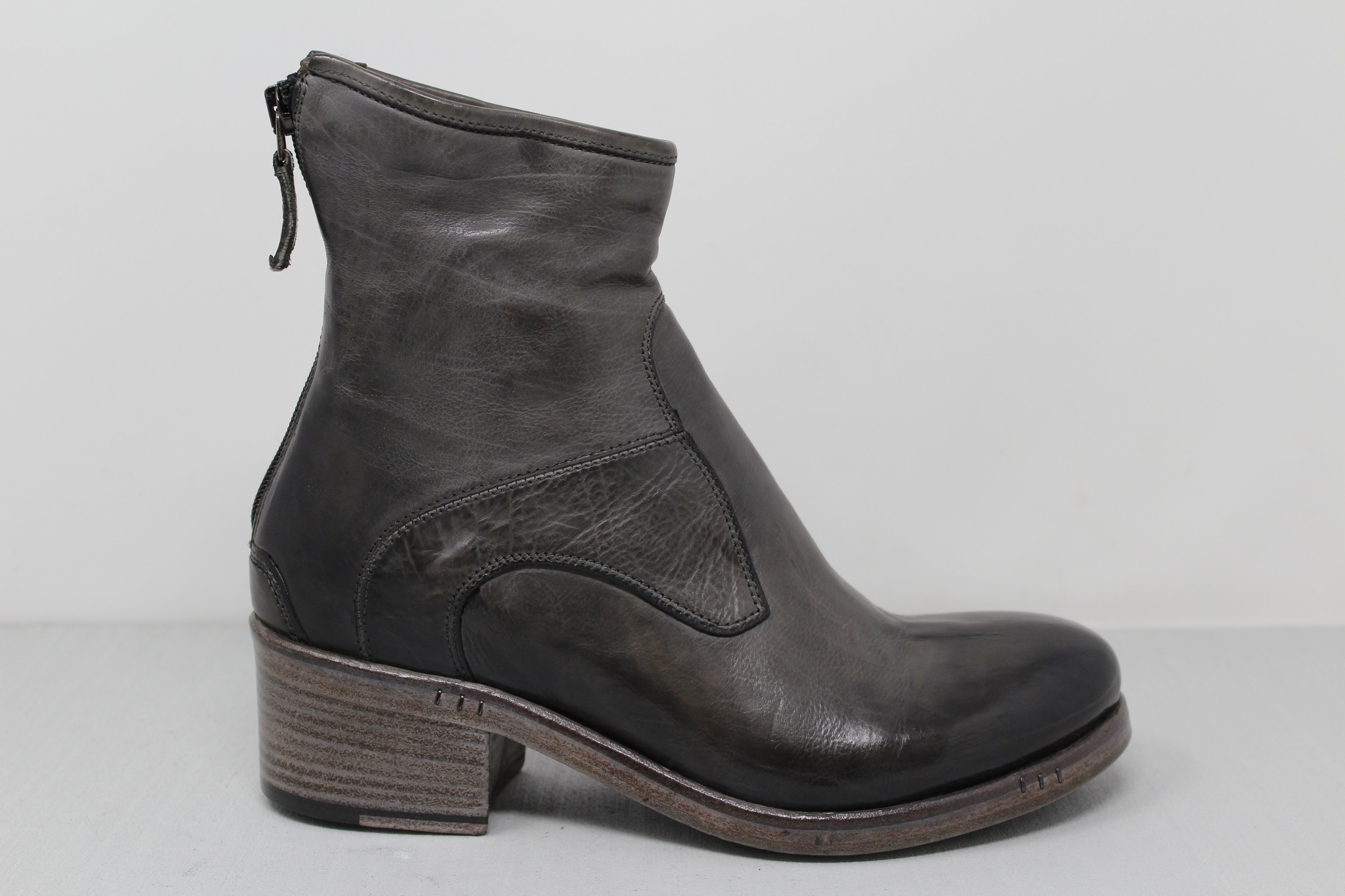 W6078 - SAMPLE - HUNDRED100®