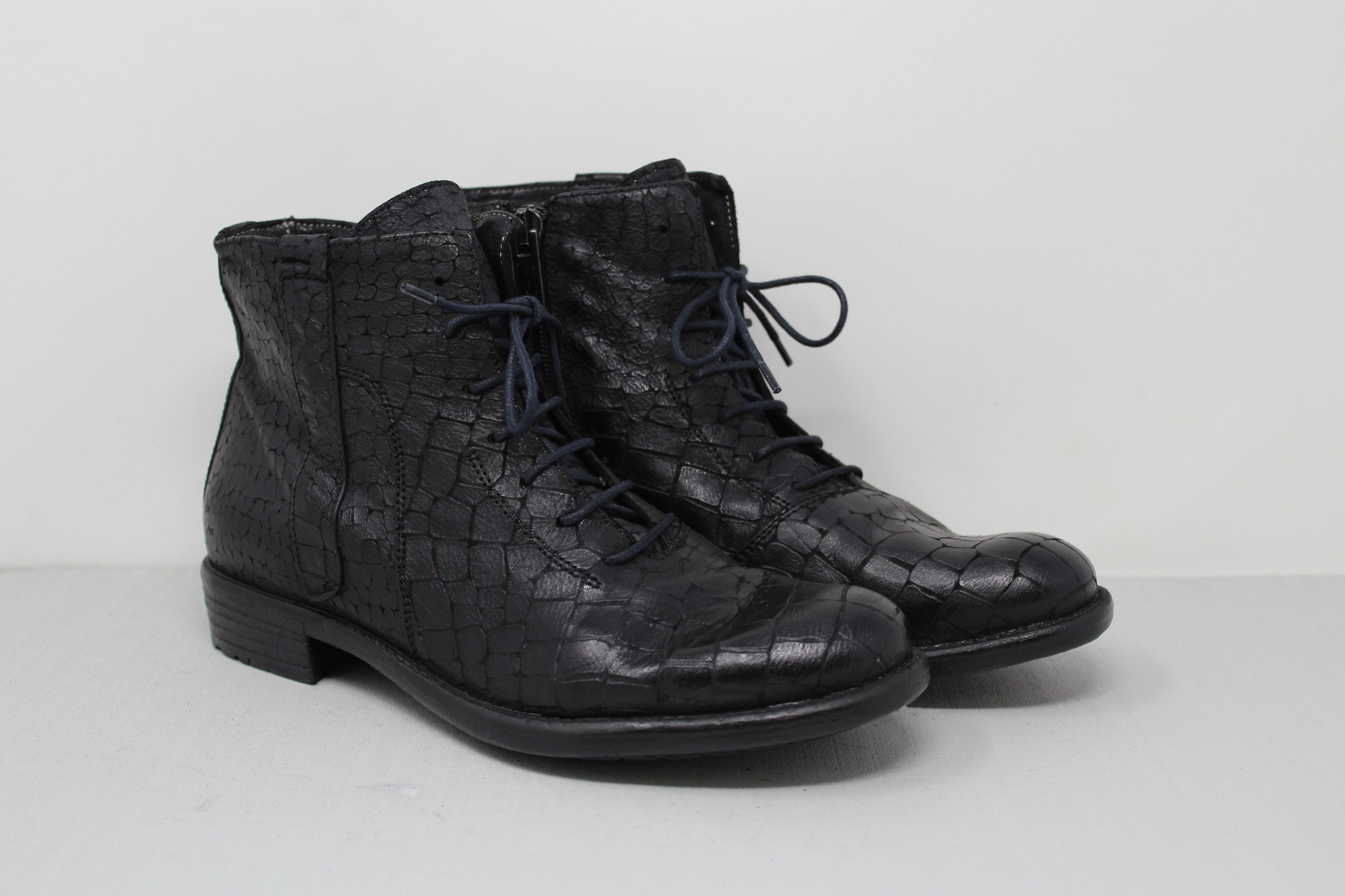 W6086 - SAMPLE - HUNDRED100®