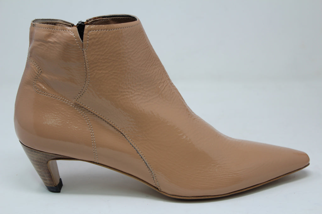 W7002 - SAMPLE - HUNDRED100®