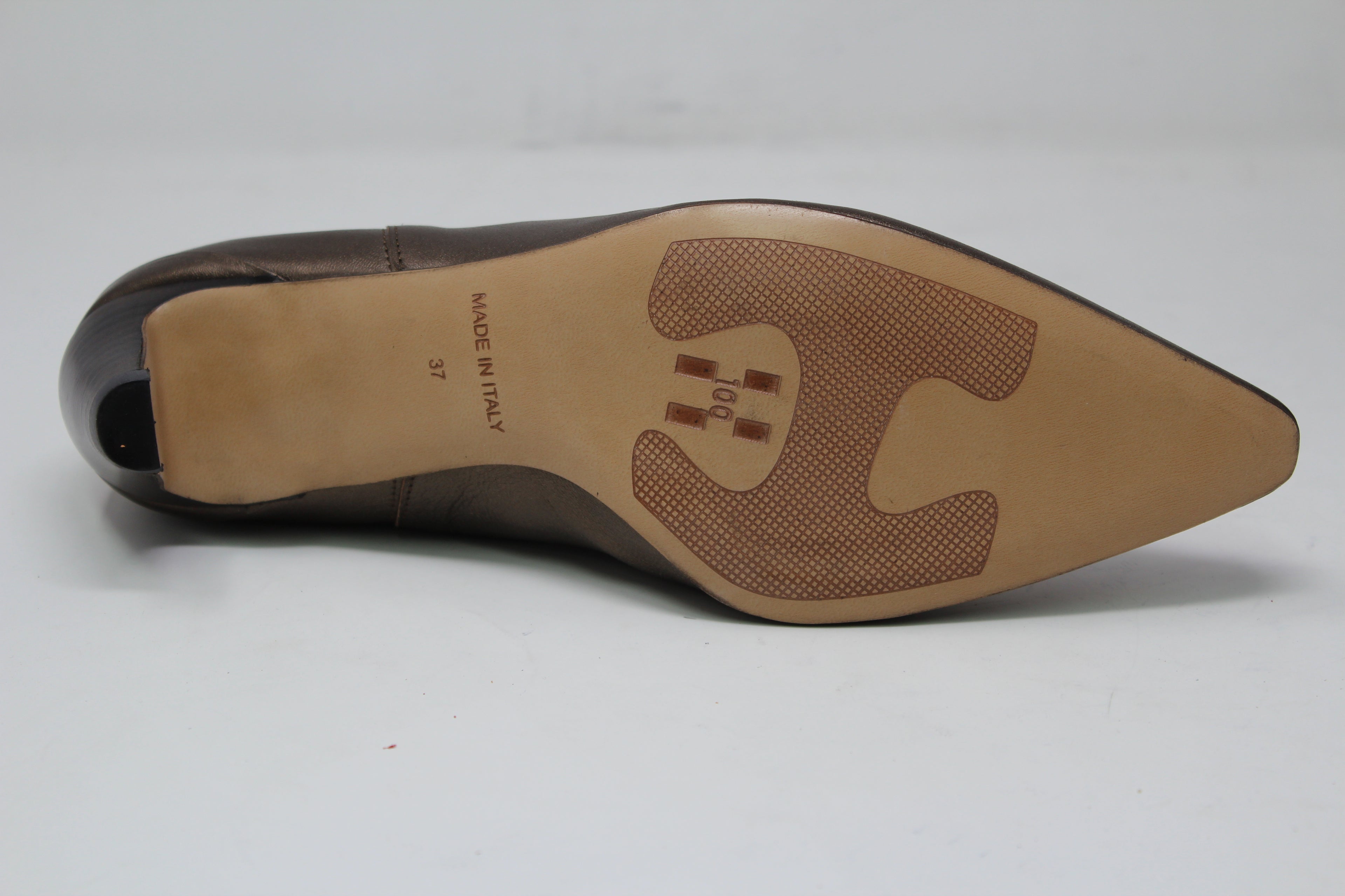 W7005 - SAMPLE - HUNDRED100®