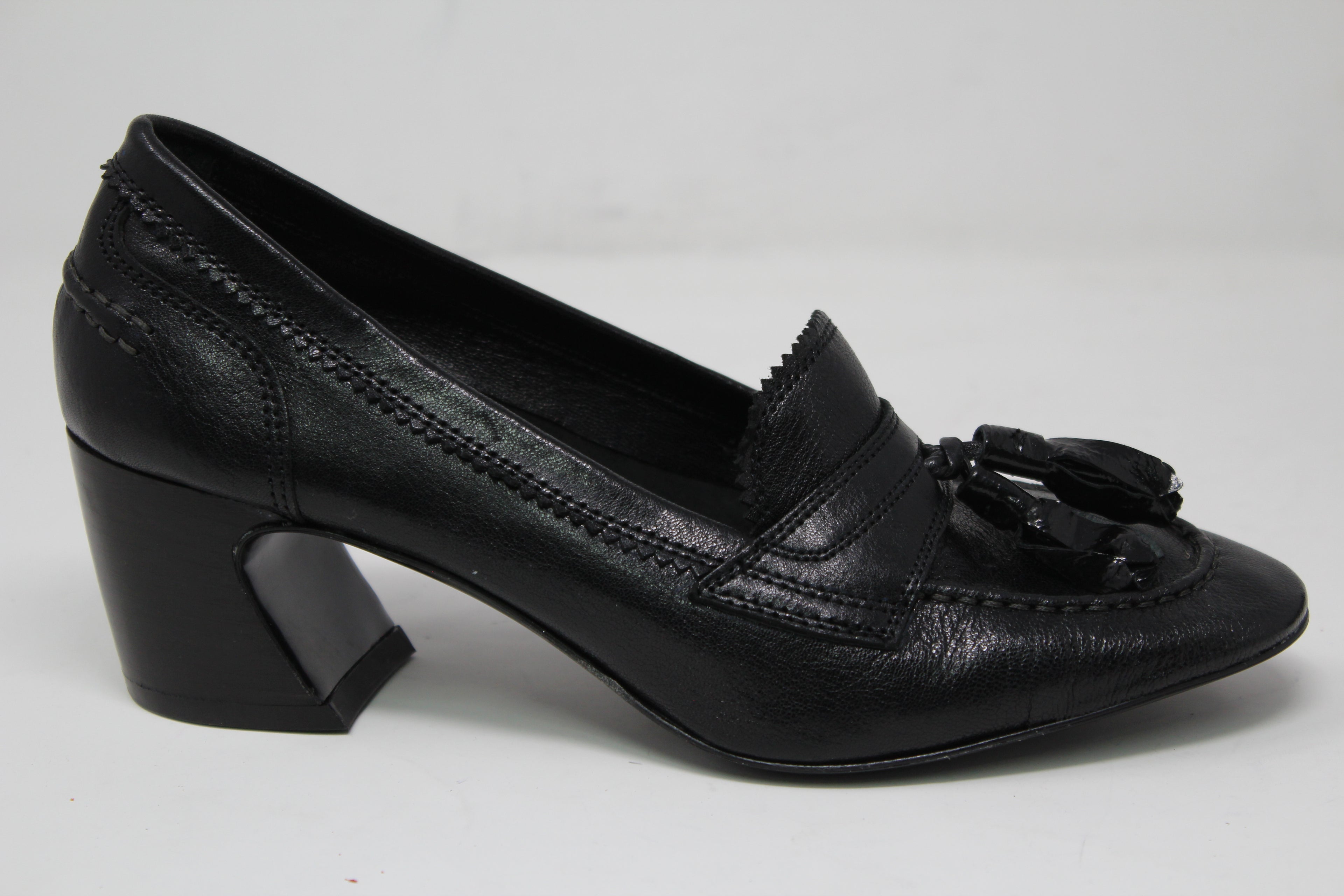 W7011 - SAMPLE - HUNDRED100®