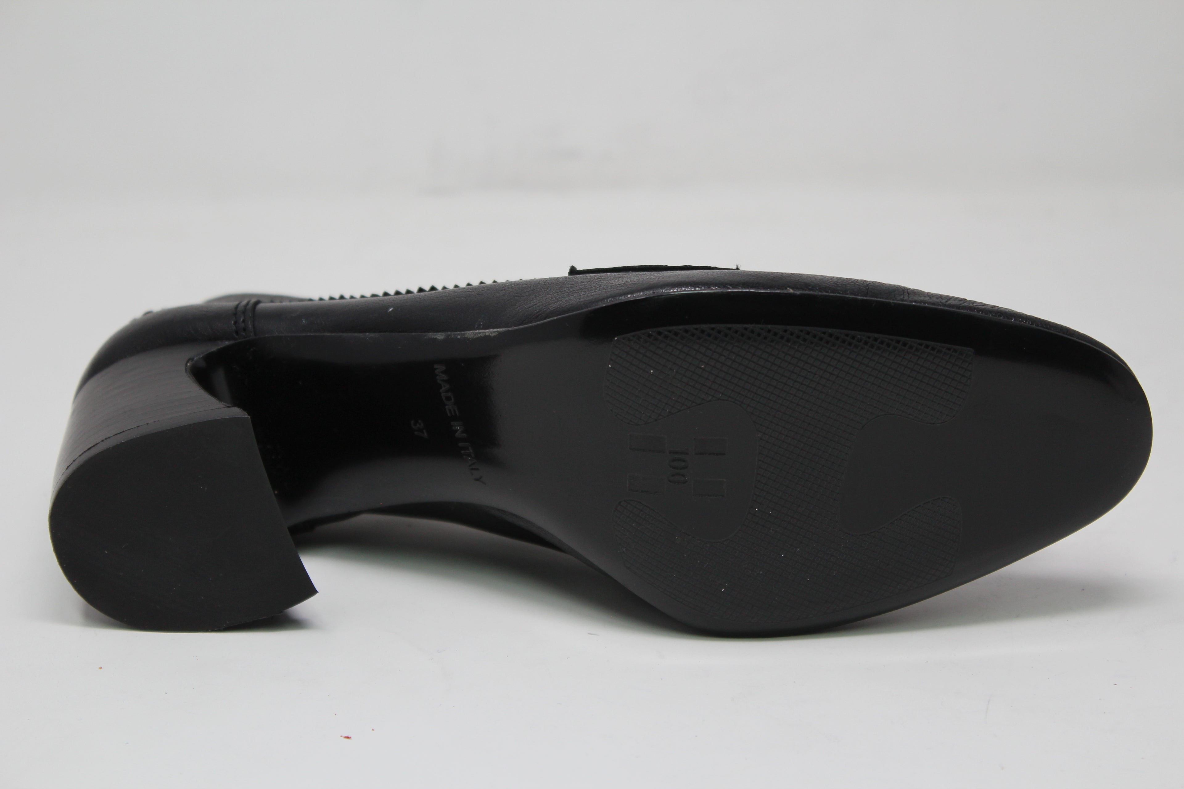 W7011 - SAMPLE - HUNDRED100®