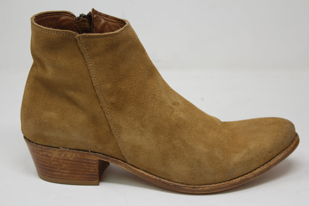 W7037 - SAMPLE - HUNDRED100®