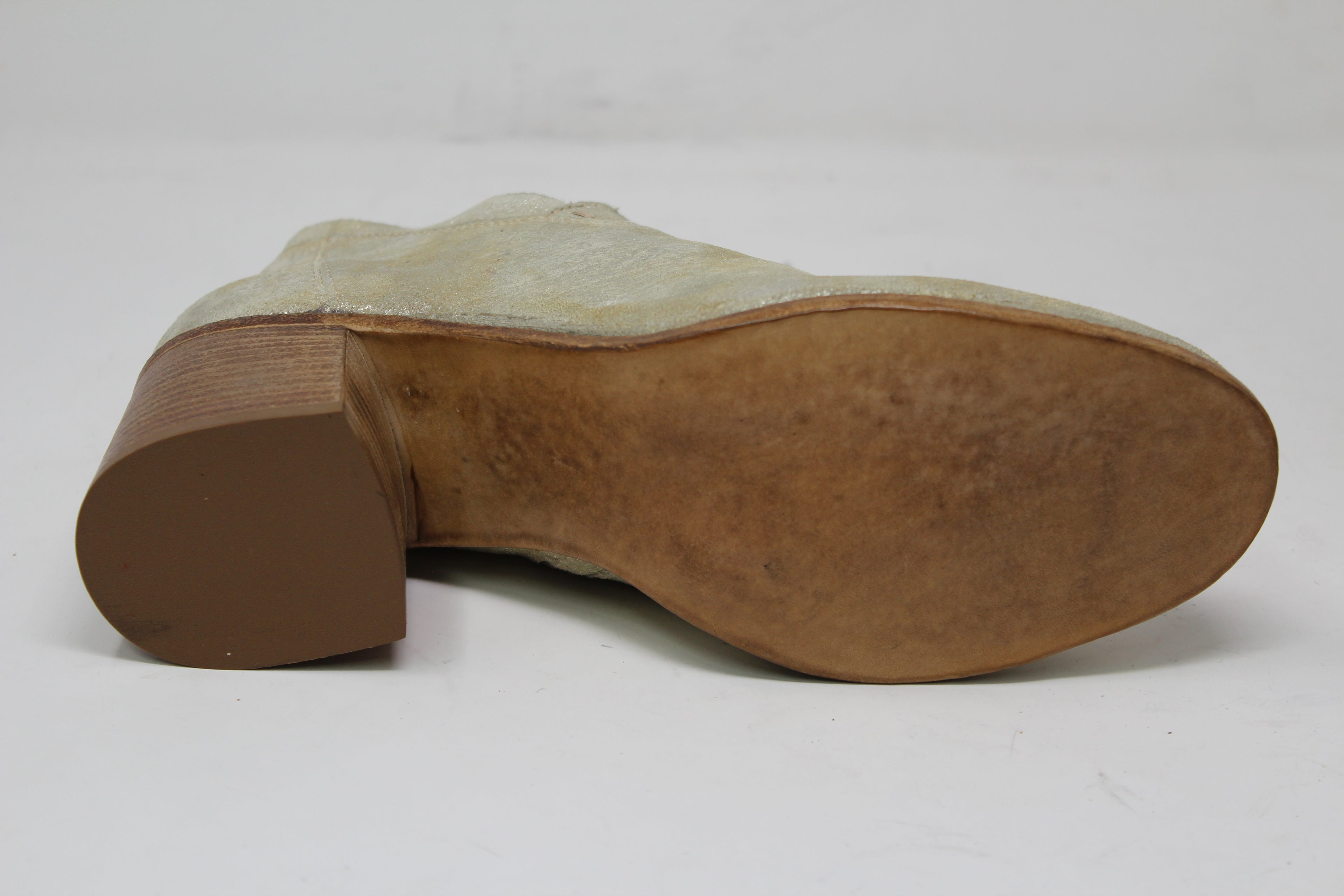 W7038 - SAMPLE - HUNDRED100®