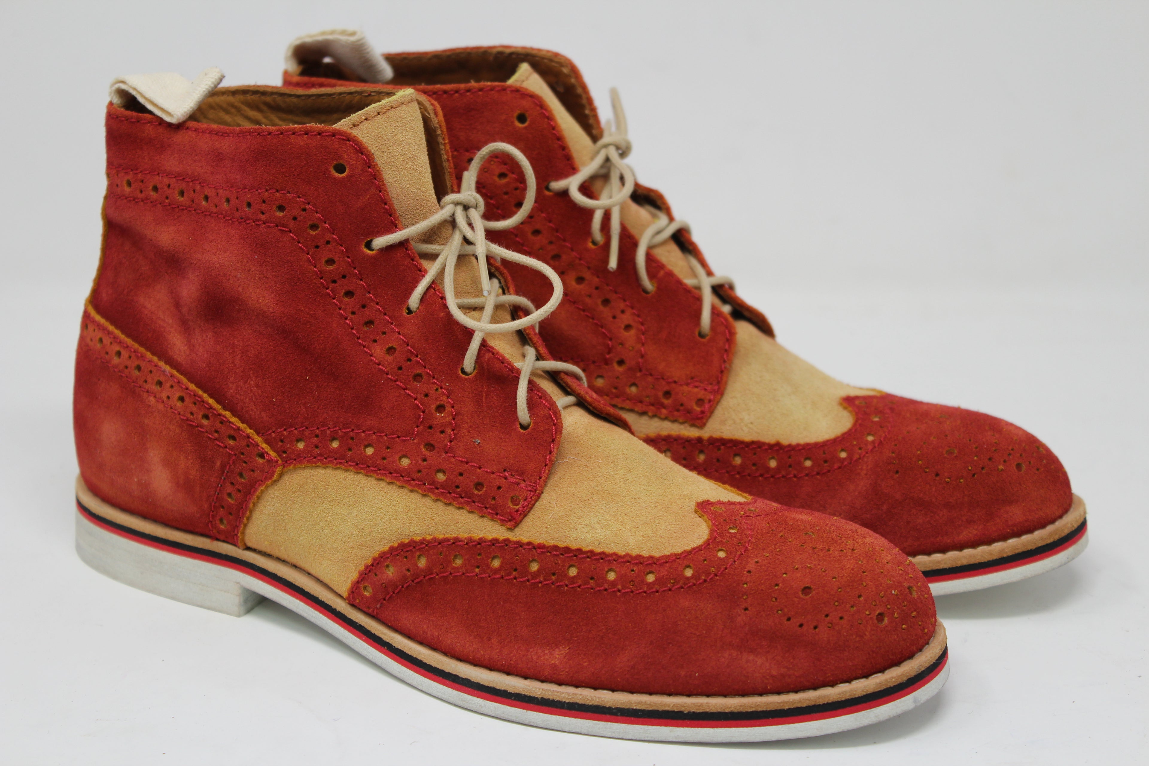 W7039 - SAMPLE - HUNDRED100®