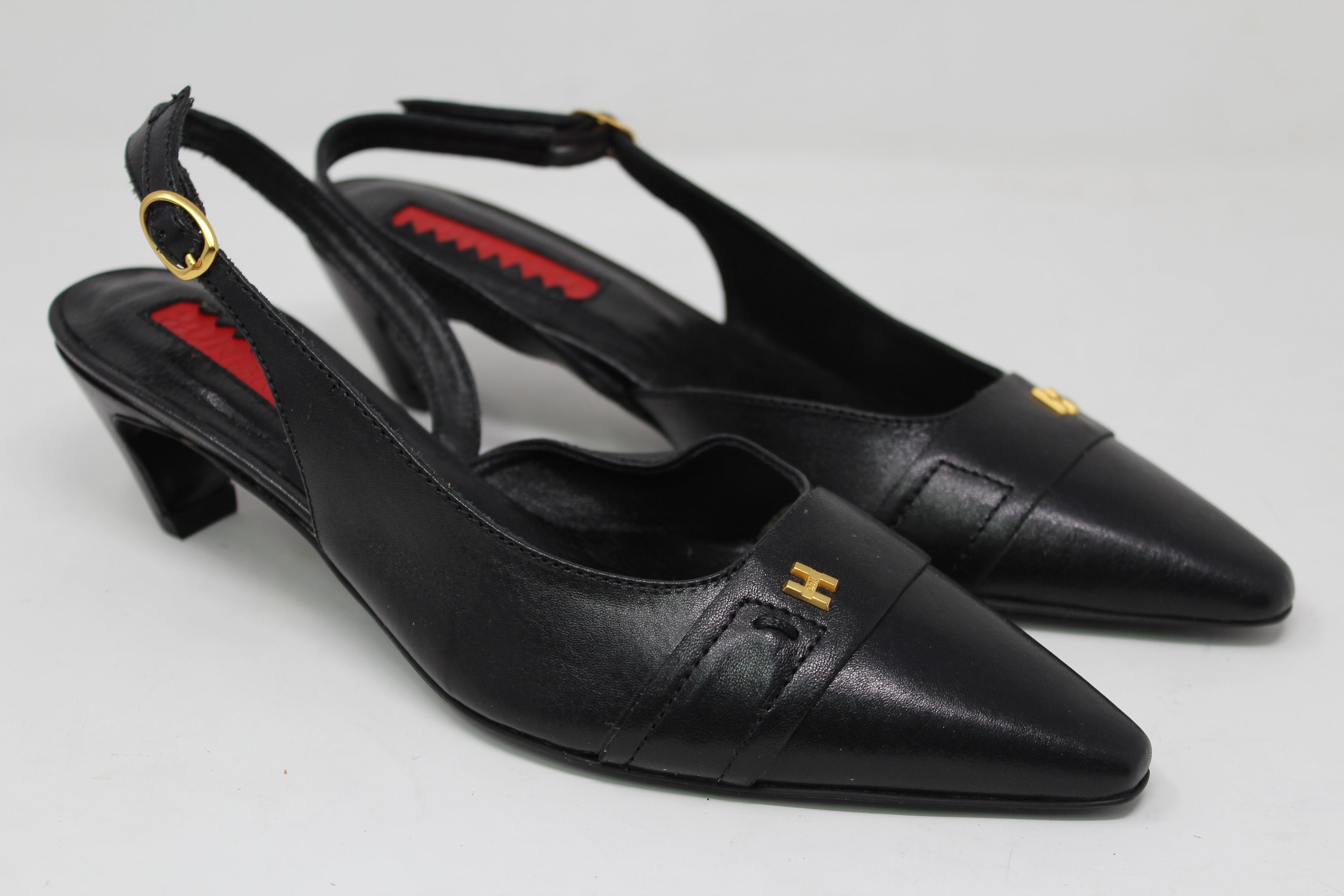 W7046 - SAMPLE - HUNDRED100®