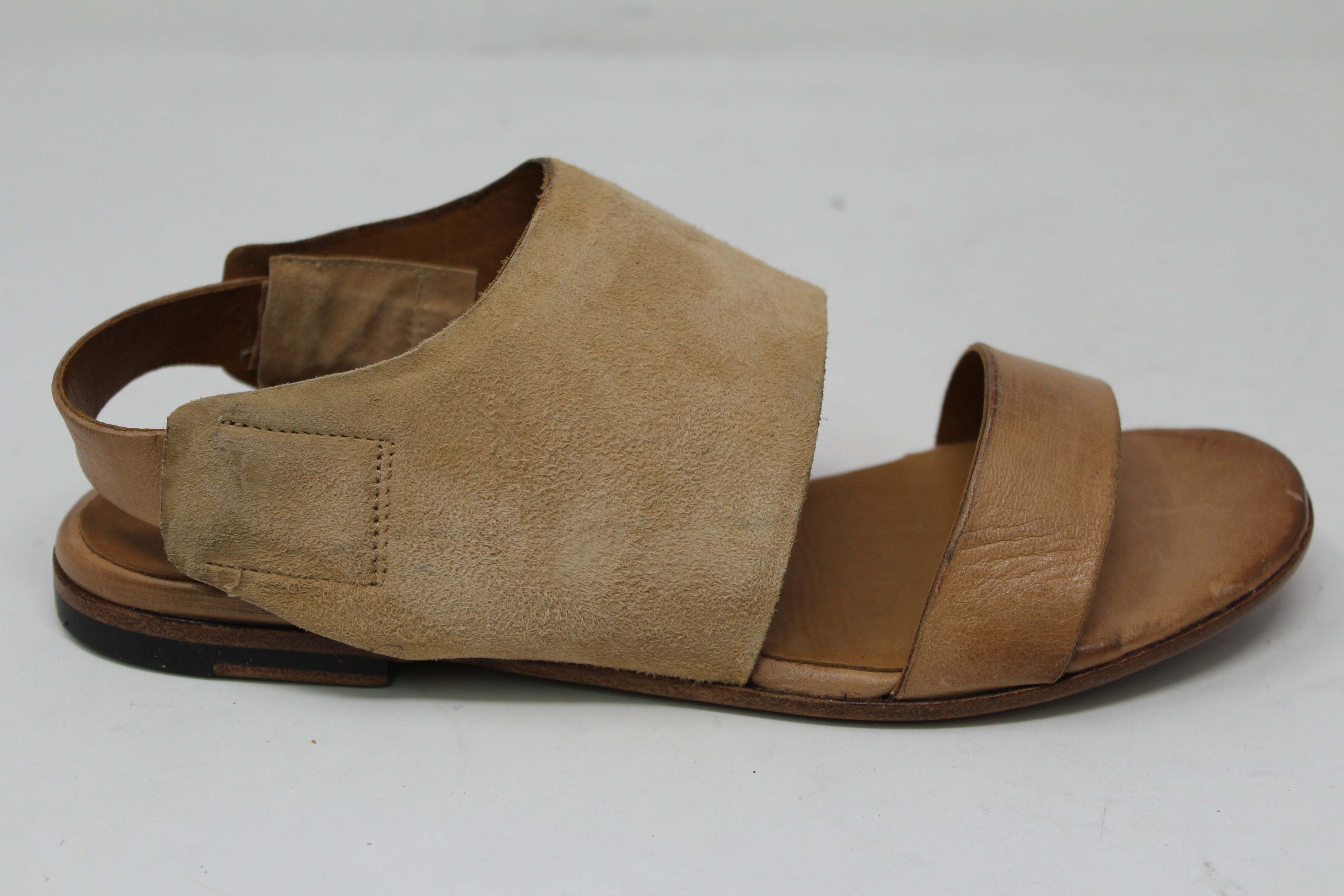 W7048 - SAMPLE - HUNDRED100®