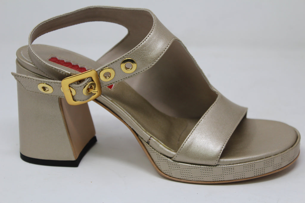 W7053 - SAMPLE - HUNDRED100®