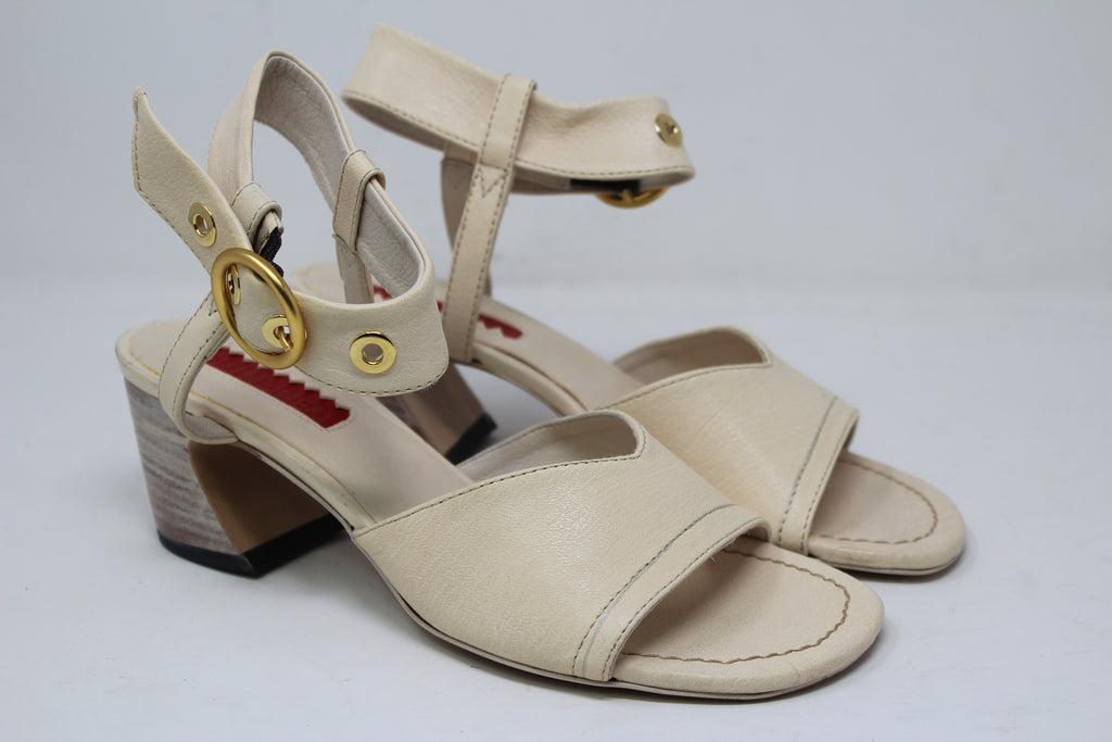 W7054 - SAMPLE - HUNDRED100®