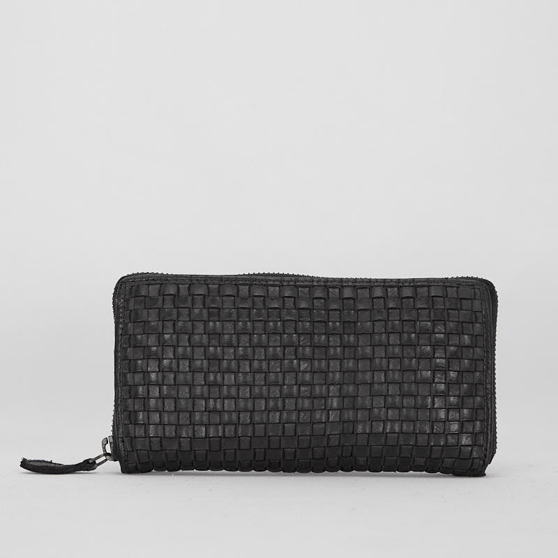 HNDWALLET01 - Women's wallet in Garment Dyed buffalo - HUNDRED100®