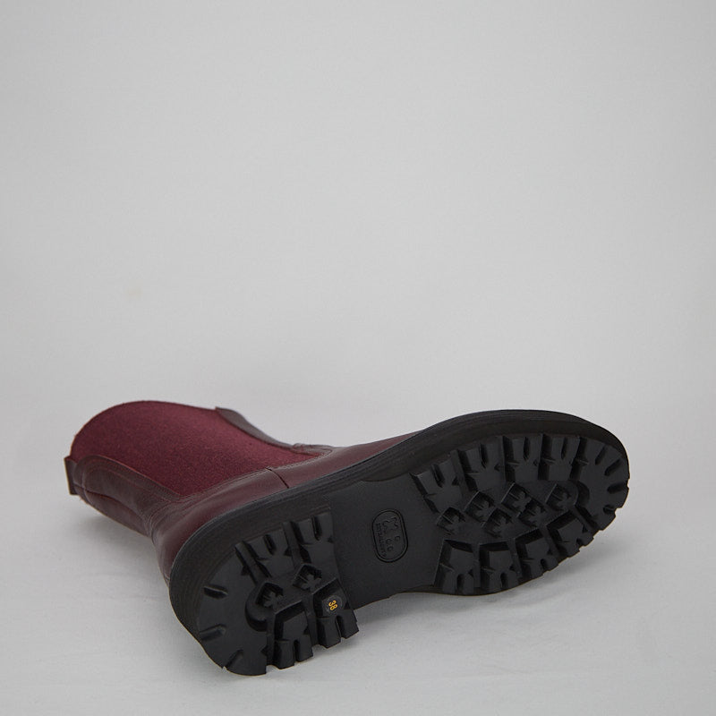 ARMOR - Women's Chelsea Boot in Bordeaux Vegetable Buffalo - HUNDRED100®