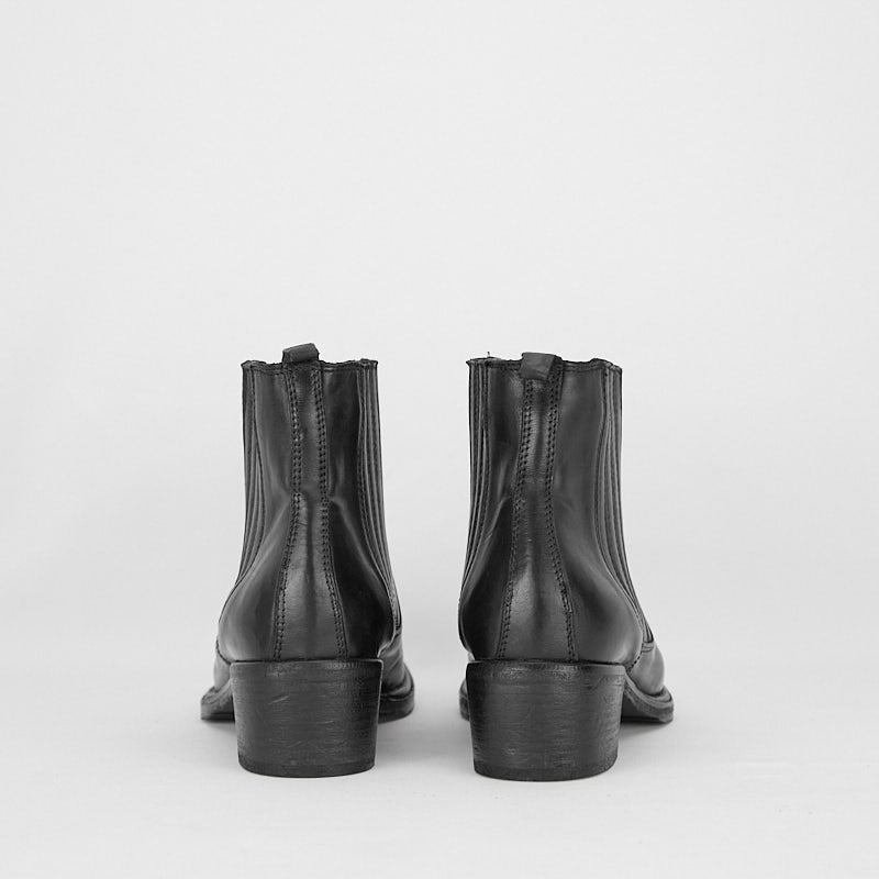 FRIDA NERO - Stivaletto Chelsea Donna in Vitello Vegetale - HUNDRED100®