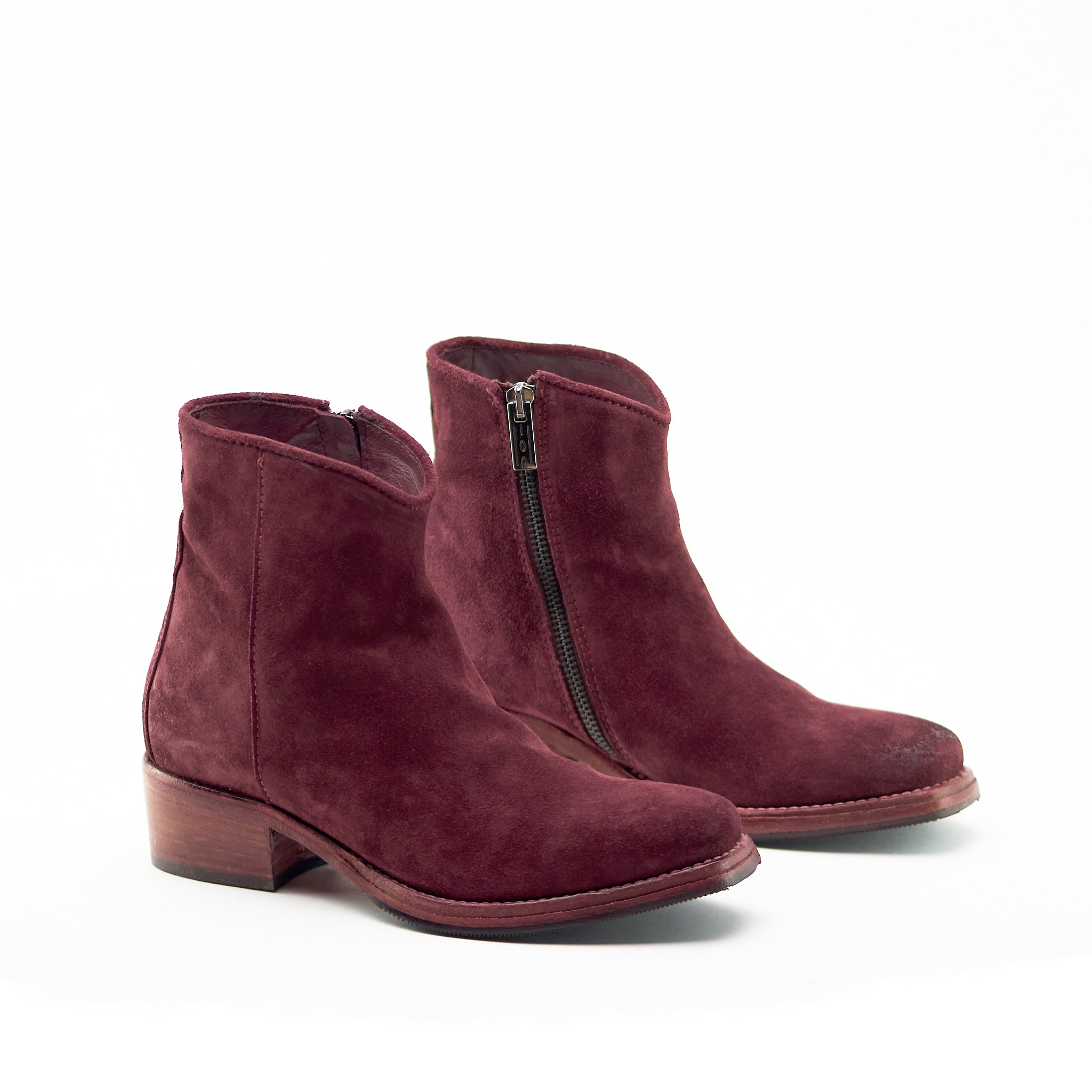 JOSEFIN CHIANTI- Women's Suede Chelsea Boot - HUNDRED100®