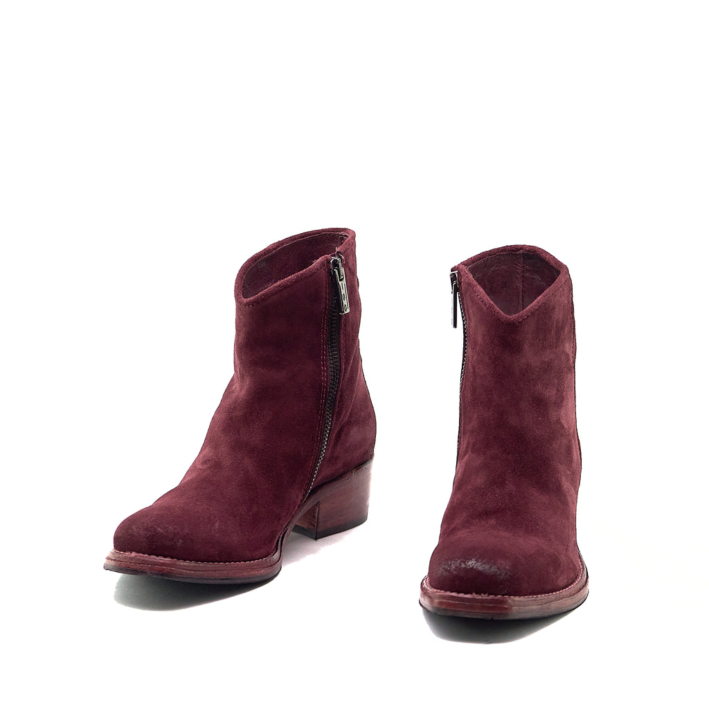 JOSEFIN CHIANTI- Women's Suede Chelsea Boot - HUNDRED100®