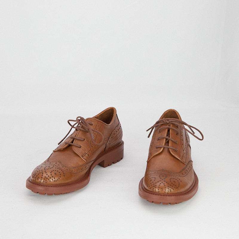 LARISSA CUOIO- Derby Allacciata Donna in pelle di Vitello Vegetale- HUNDRED100®