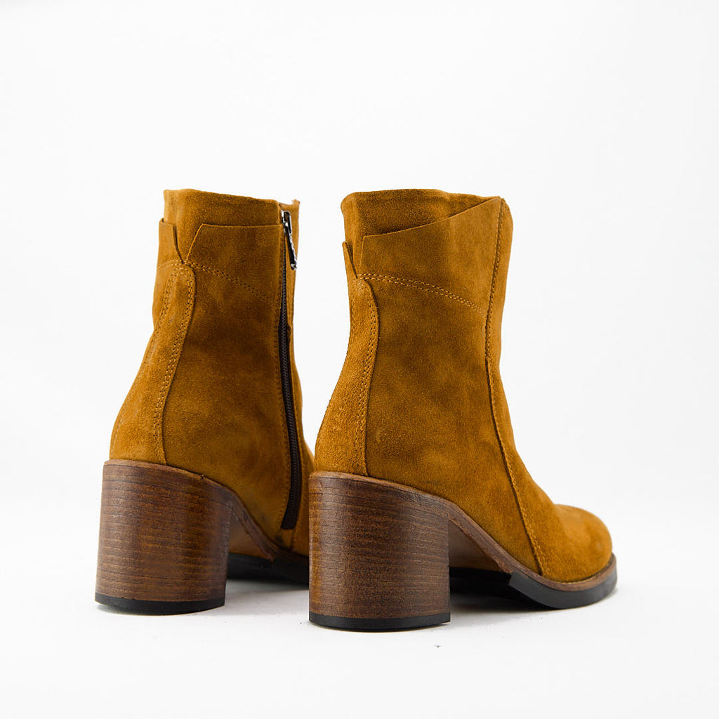 ARAPEY CURRY - Stivaletto con Zip Donna in Camoscio - HUNDRED100® - HUNDRED100